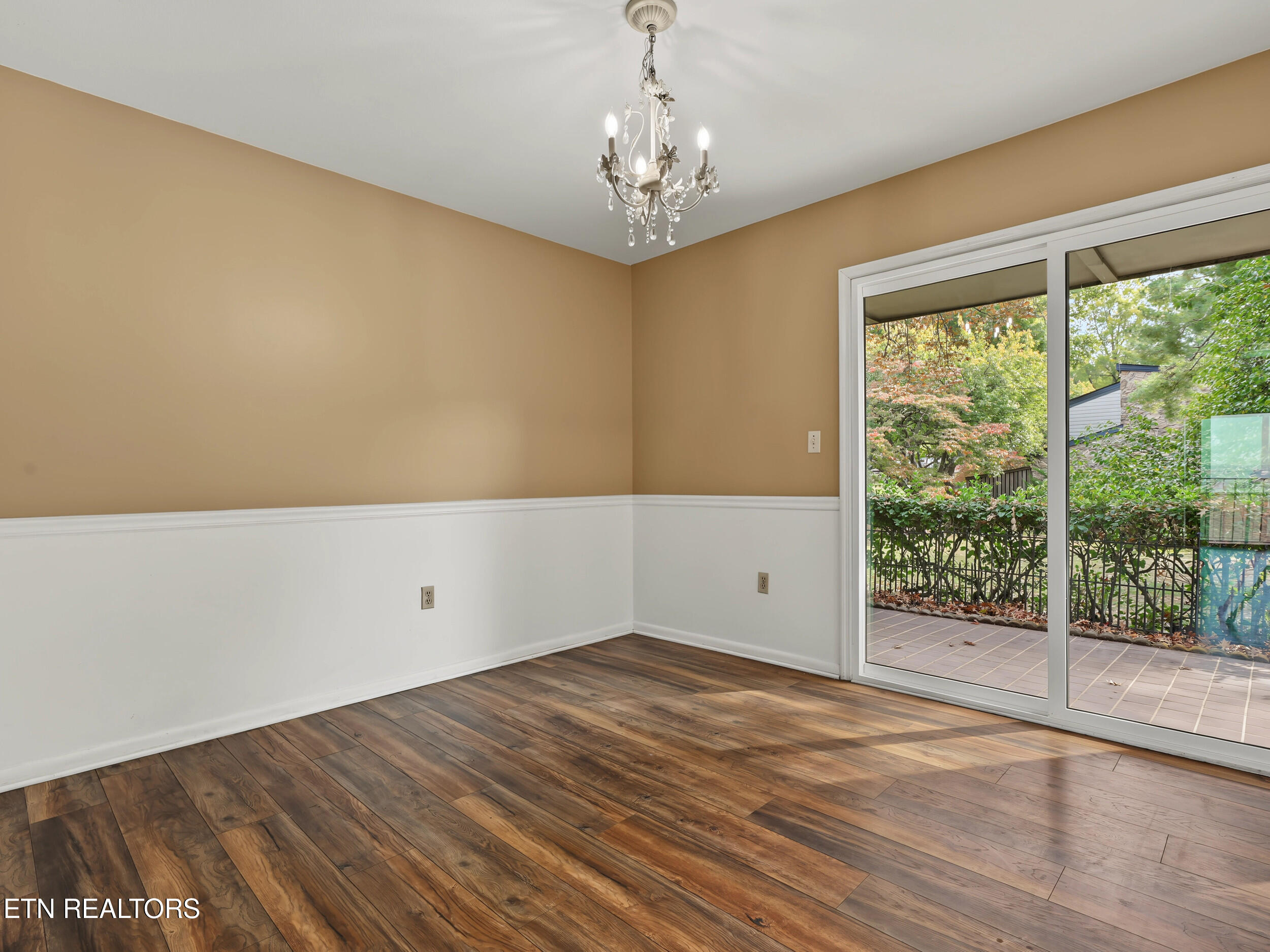 1852 Cherokee Bluff Drive Knoxville TN 37920