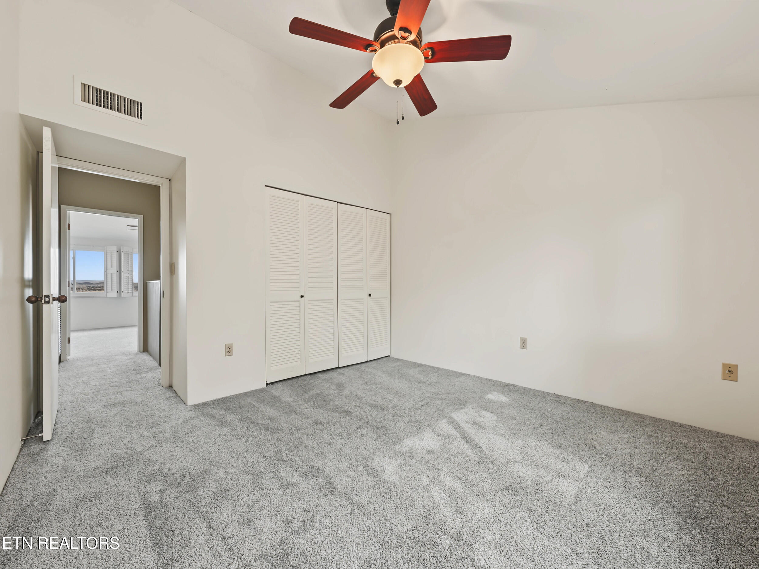 1852 Cherokee Bluff Drive Knoxville TN 37920
