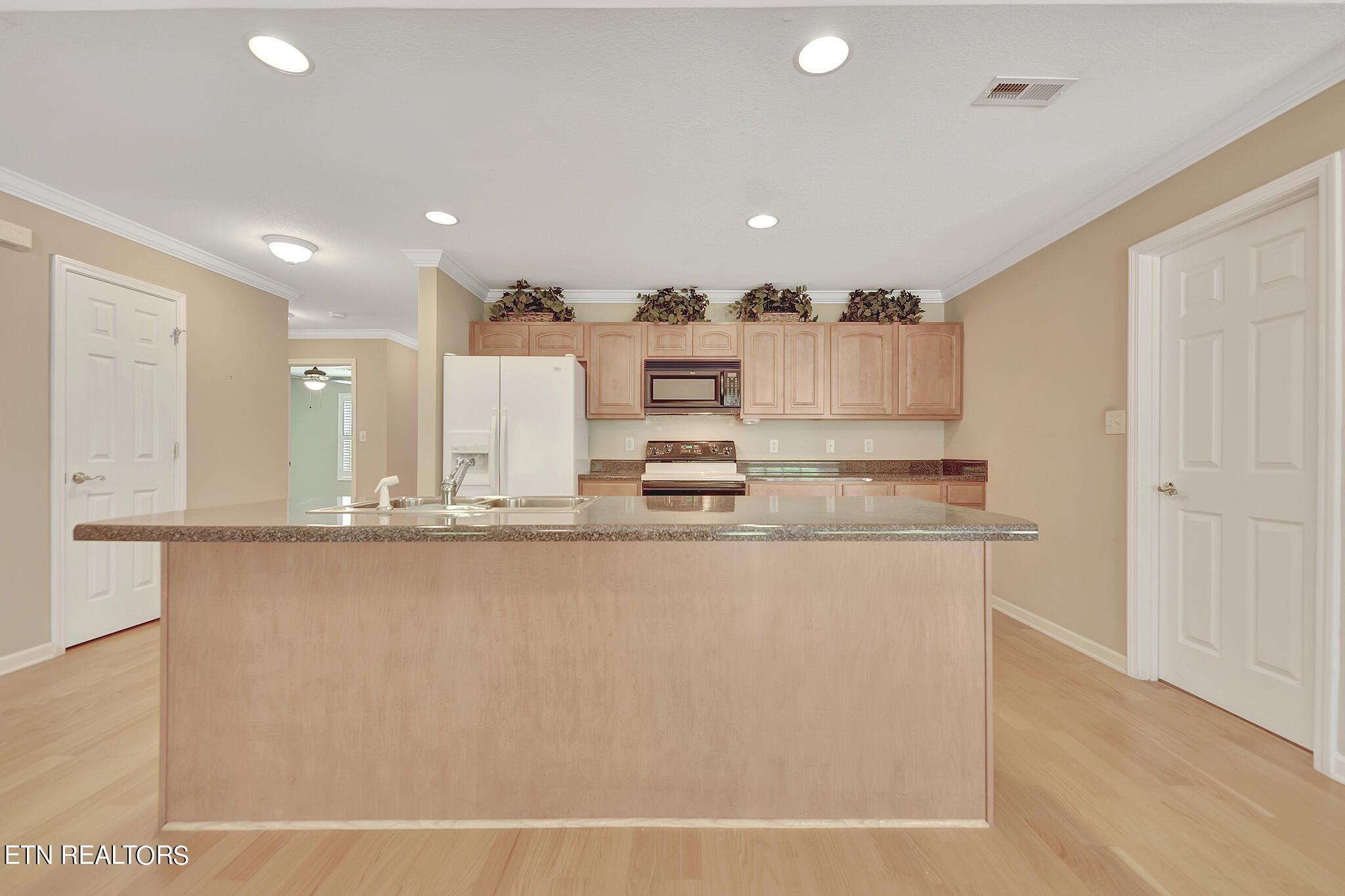 7141 Winter Oaks Way Knoxville TN 37918
