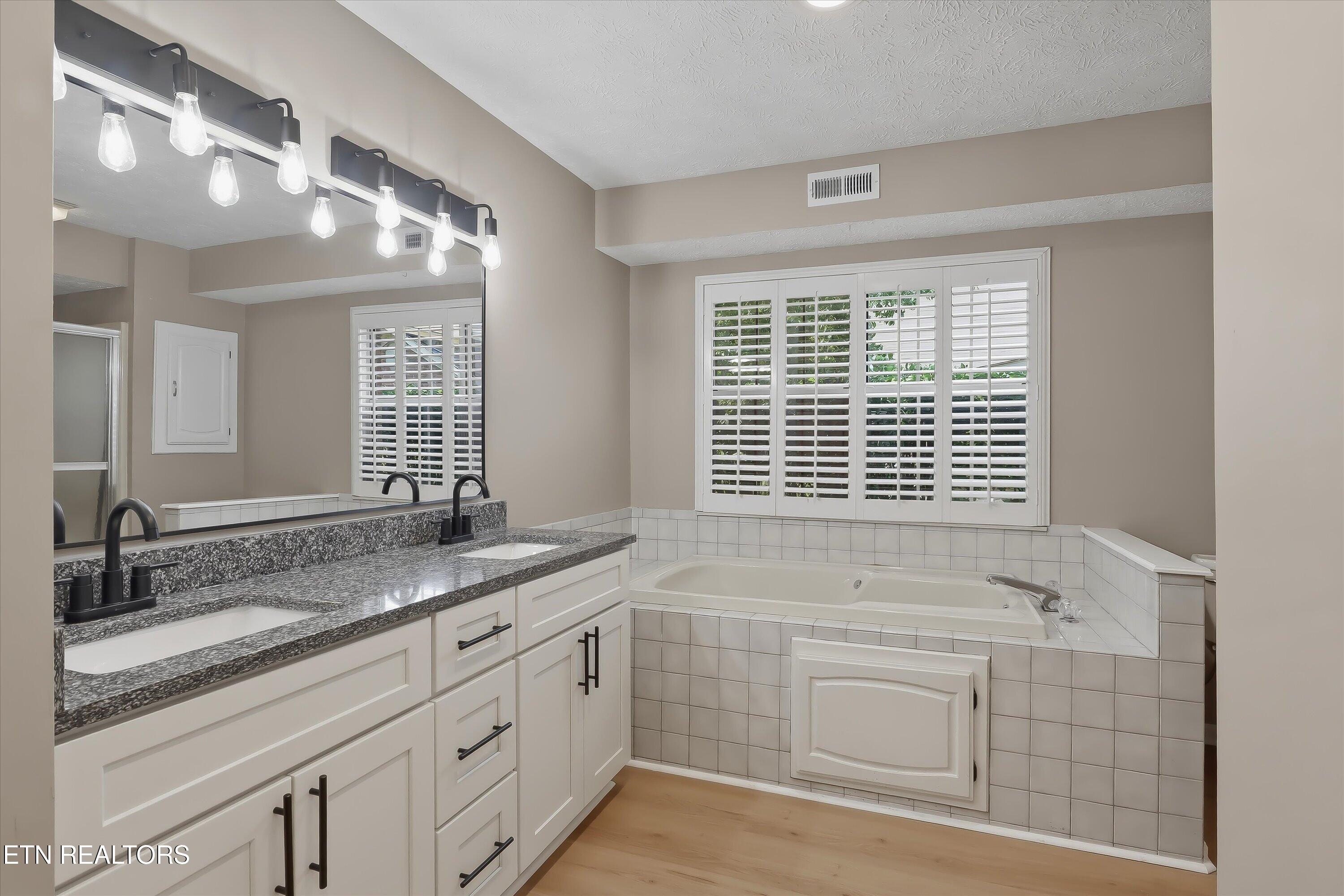 2014 Cochran Place Maryville TN 37803
