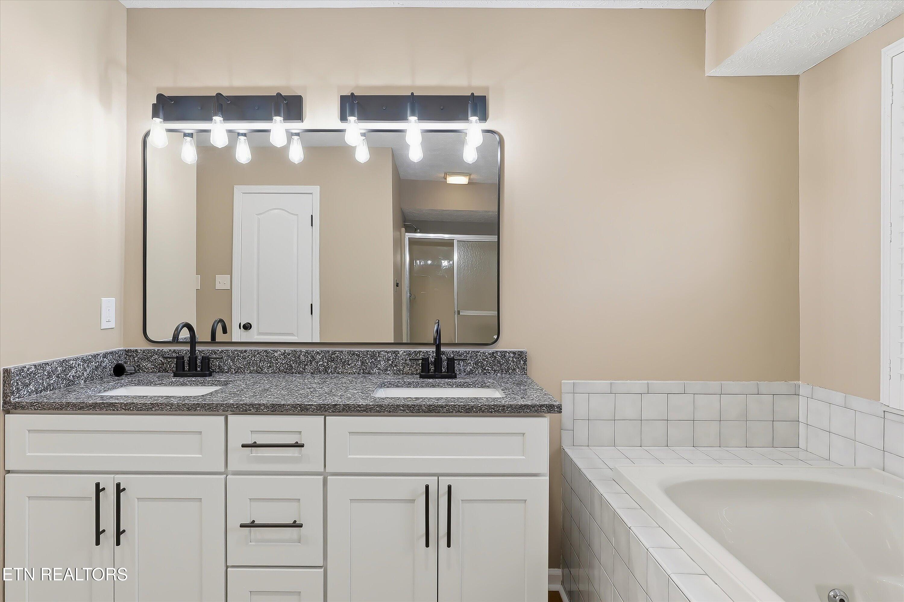 2014 Cochran Place Maryville TN 37803