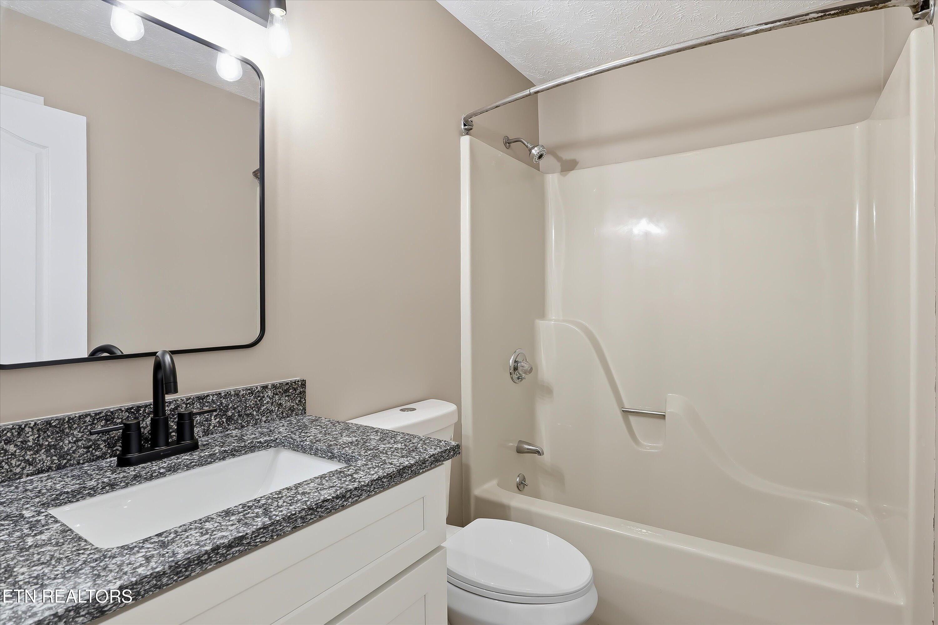 2014 Cochran Place Maryville TN 37803