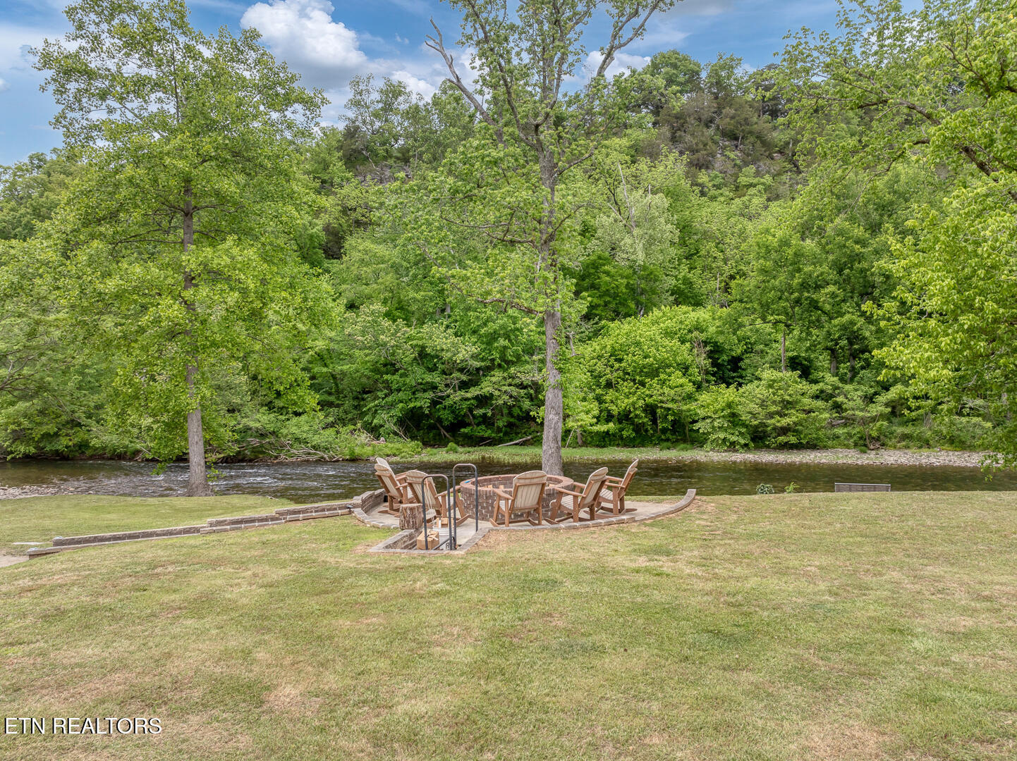 7239 E Lamar Alex Parkway Townsend TN 37882