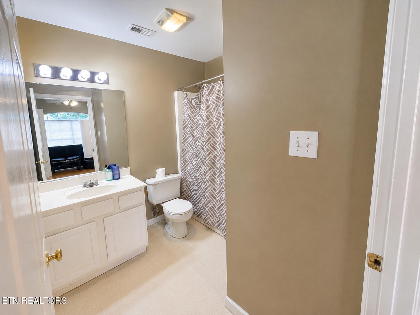 7512 Creek Song Court Knoxville TN 37920