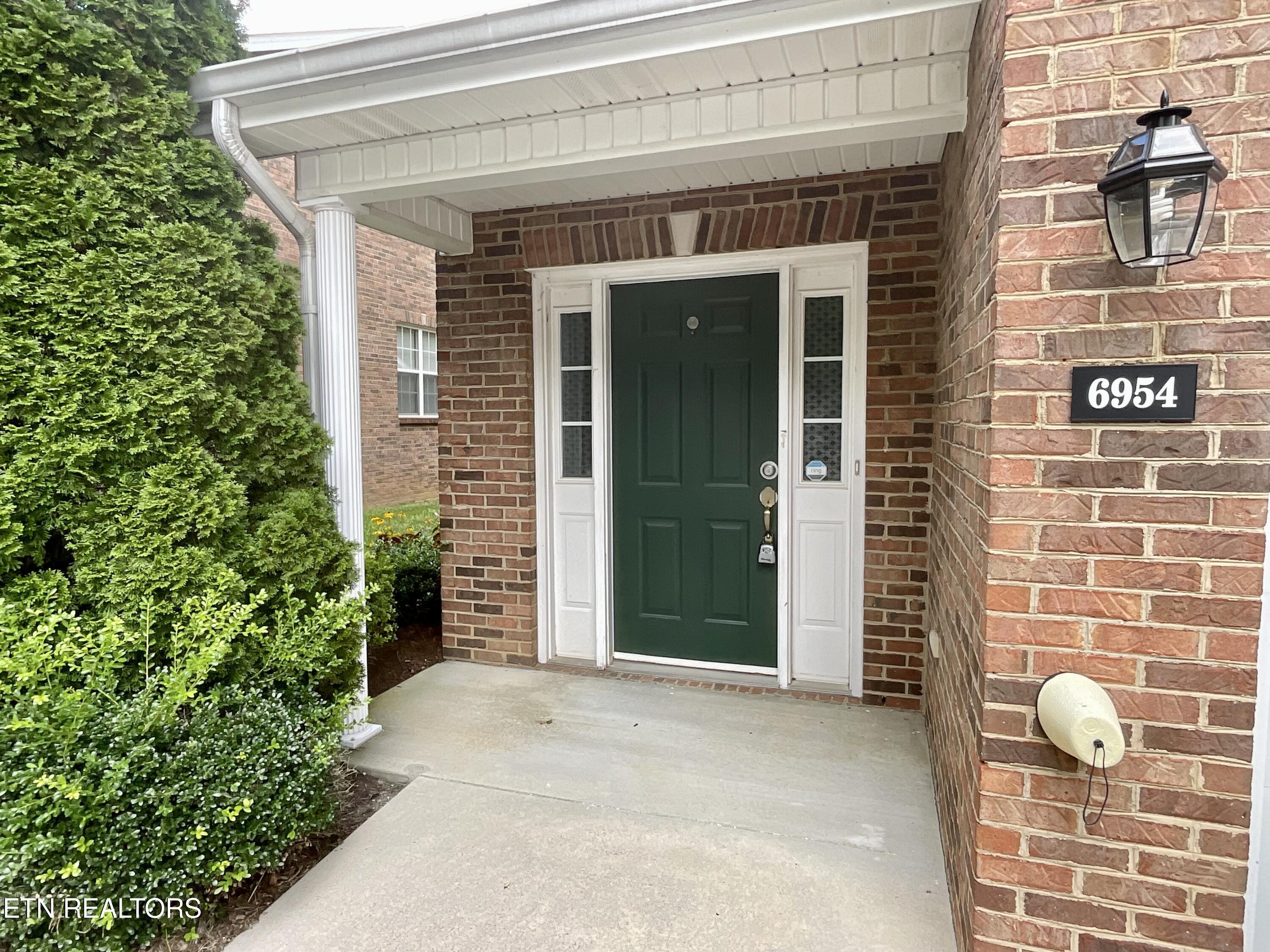6954 La Christa Way Knoxville TN 37921