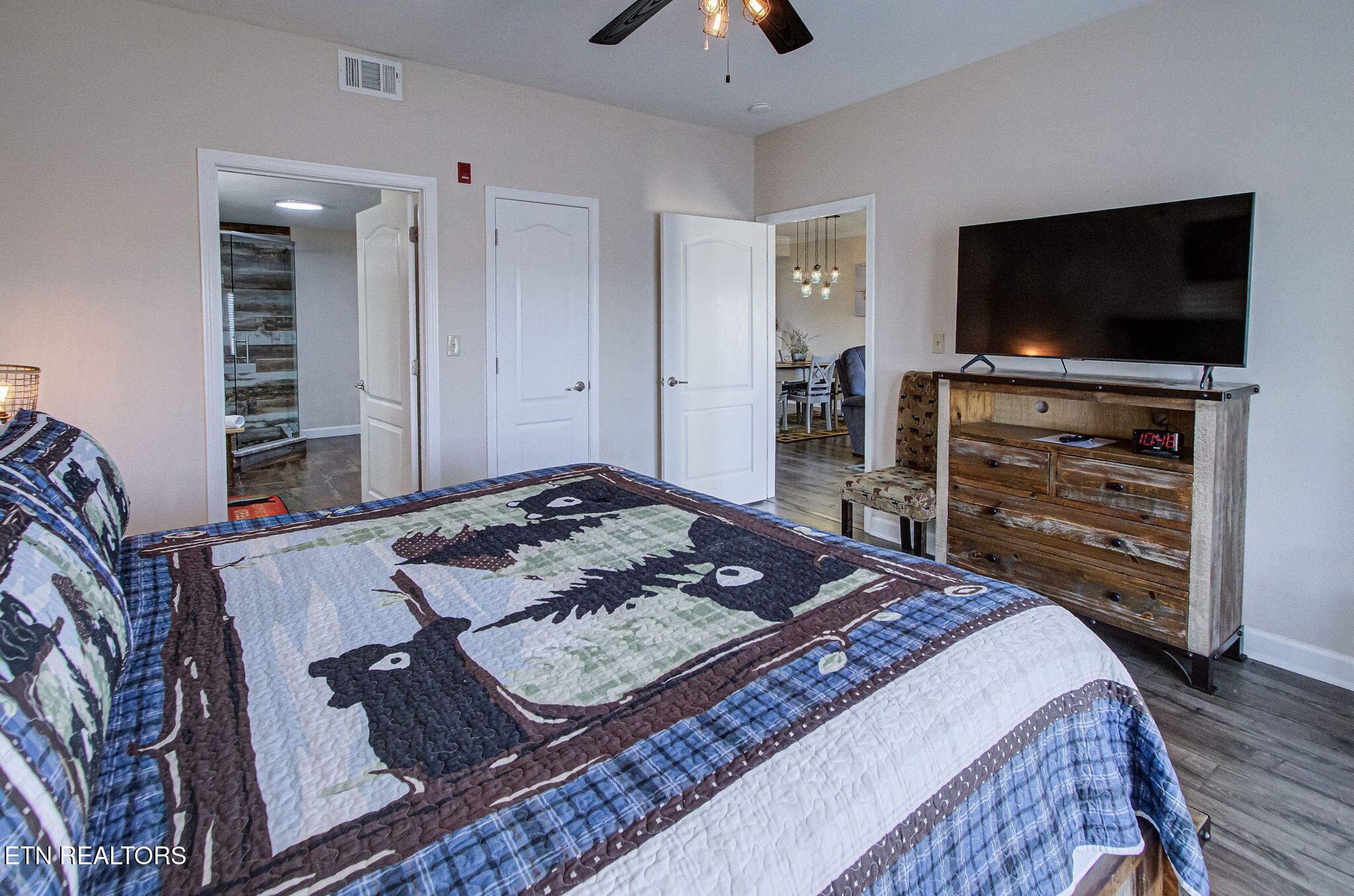 124 Plaza Drive Pigeon Forge TN 37863