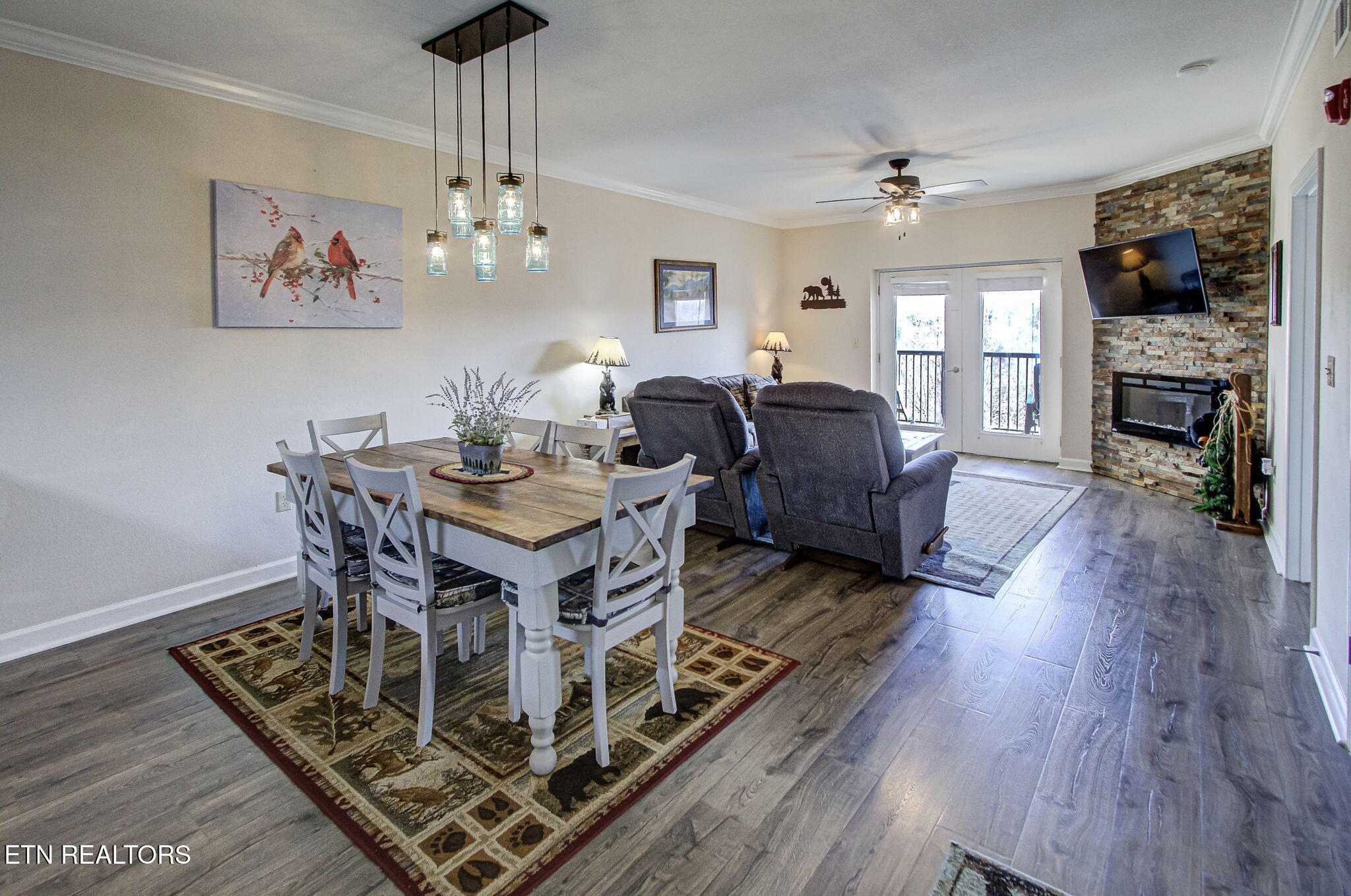 124 Plaza Drive Pigeon Forge TN 37863