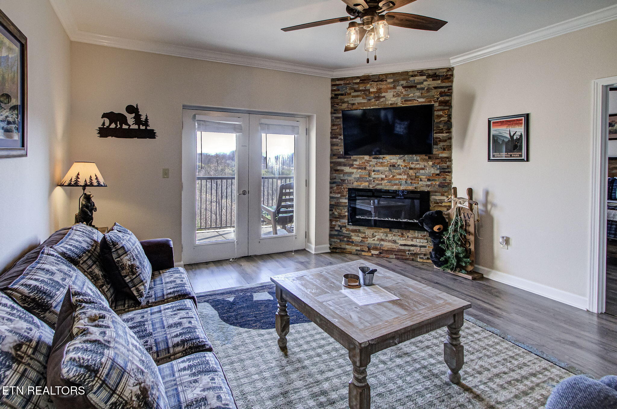 124 Plaza Drive Pigeon Forge TN 37863