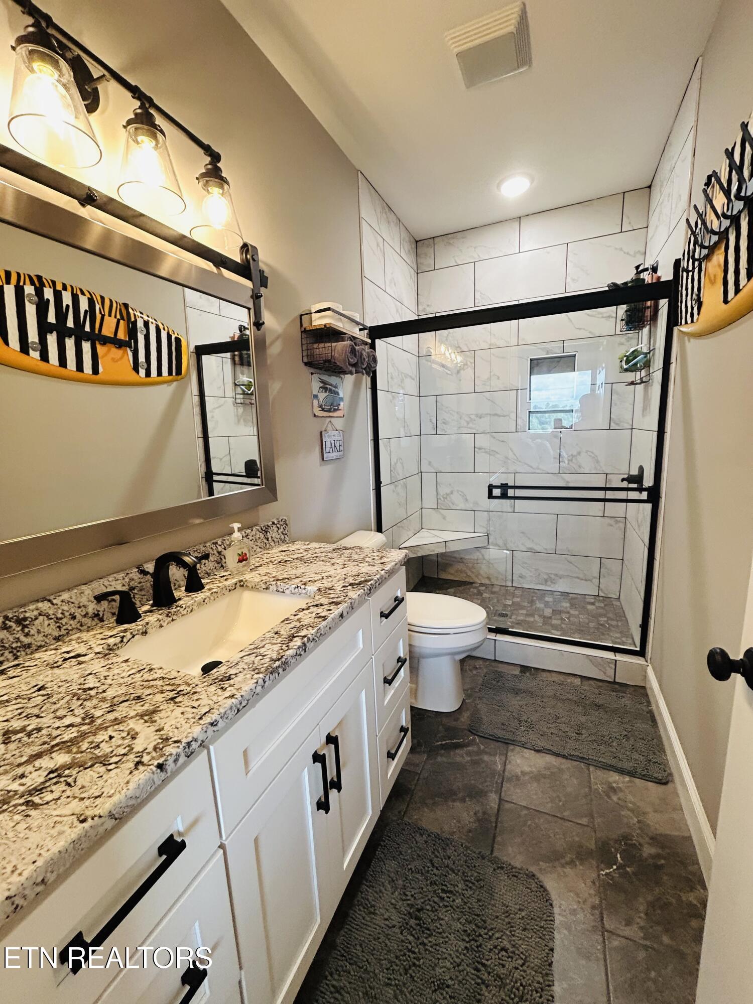 134 E Harbor View Lane Lafollette TN 37766
