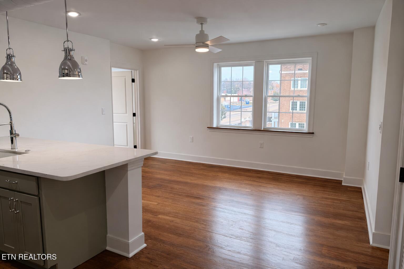2724 E Magnolia Avenue Knoxville TN 37914