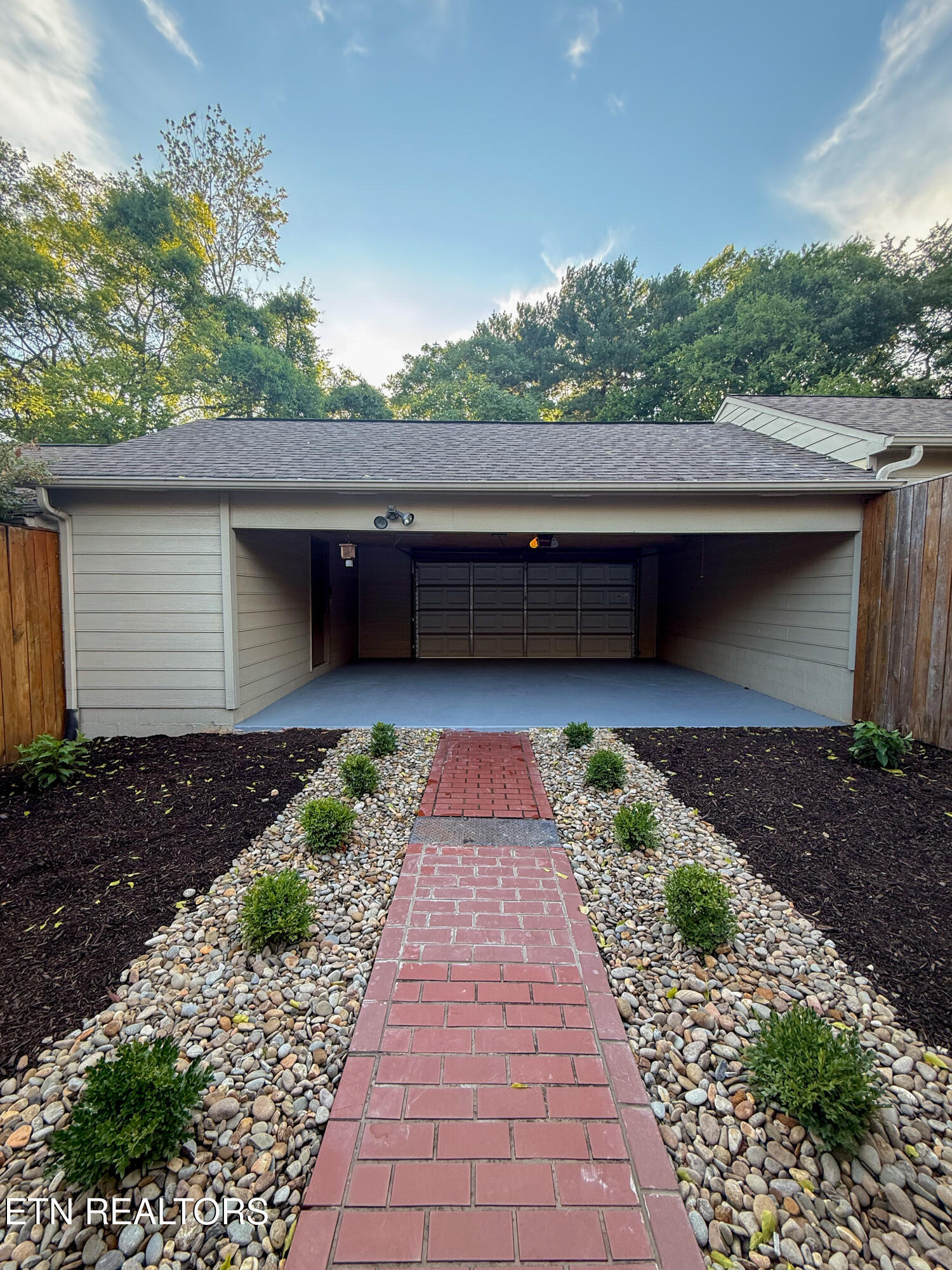 8739 Wimbledon Drive Knoxville TN 37923