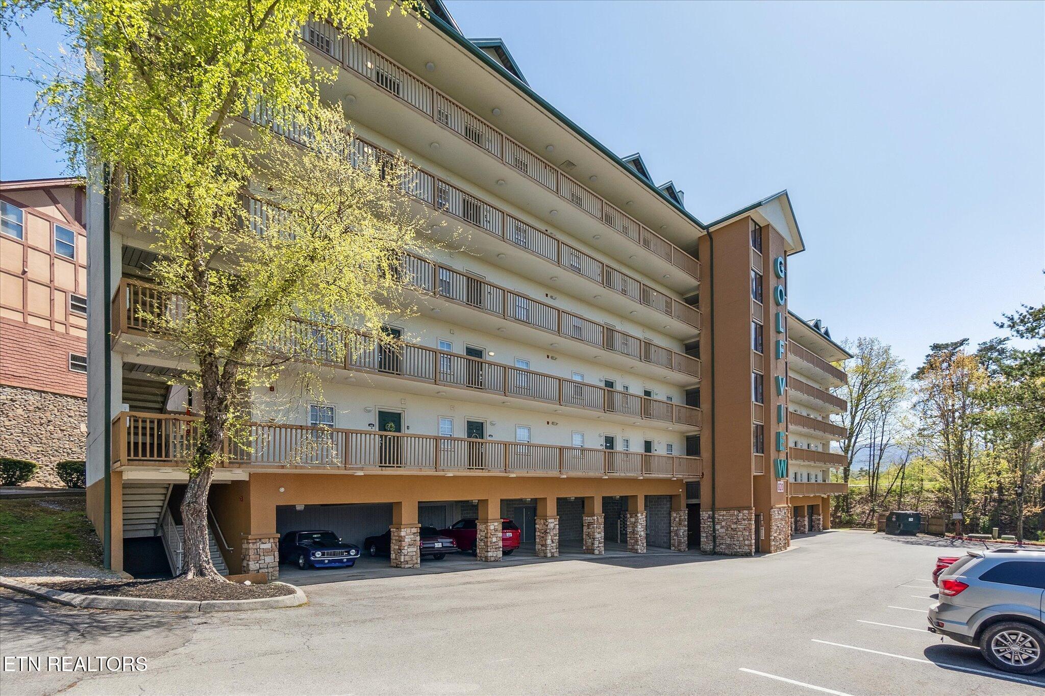 820 Golf View Boulevard Pigeon Forge TN 37863