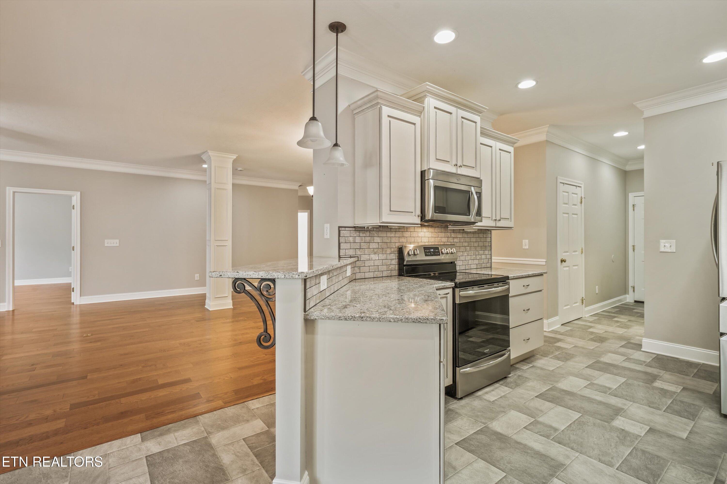 411 Woodlawn Gardens Way Knoxville TN 37920