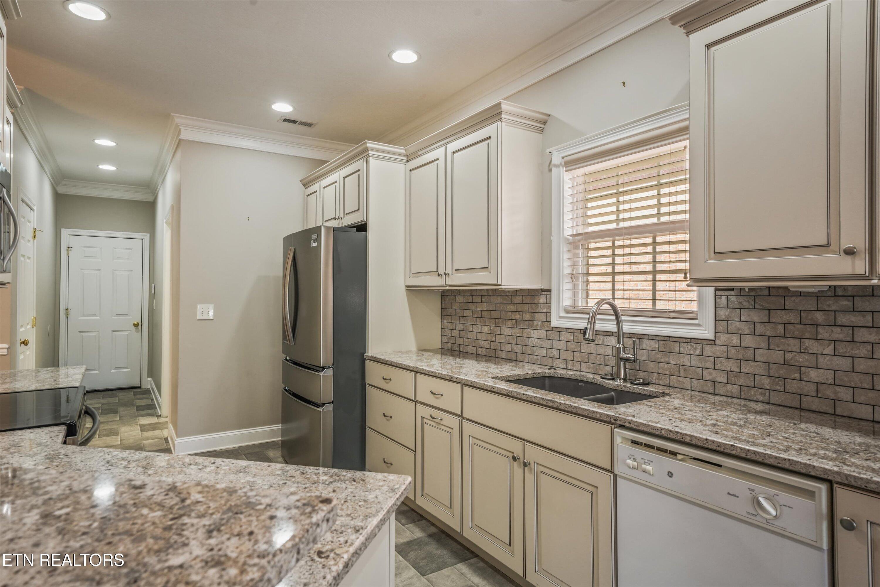 411 Woodlawn Gardens Way Knoxville TN 37920
