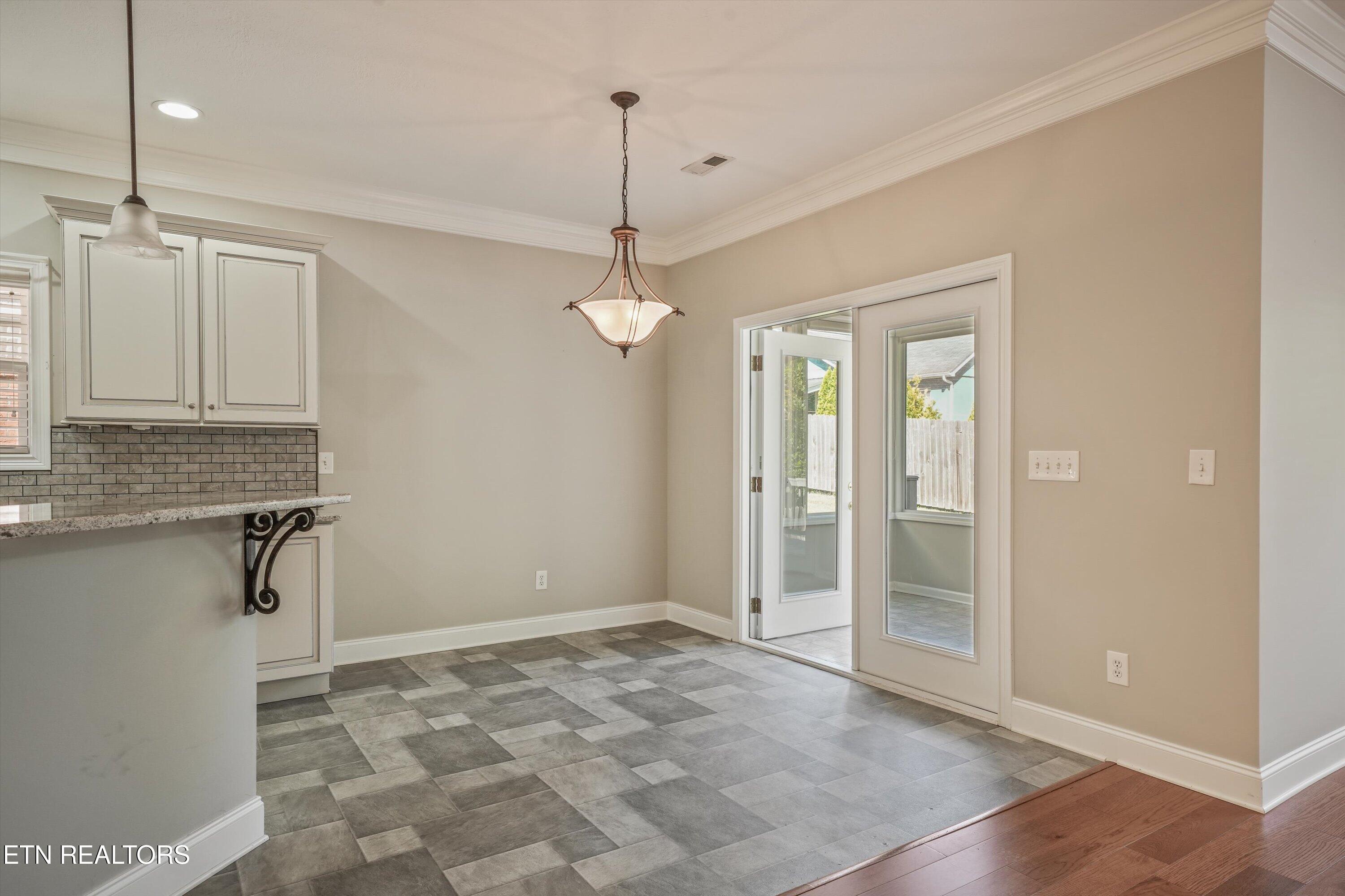 411 Woodlawn Gardens Way Knoxville TN 37920