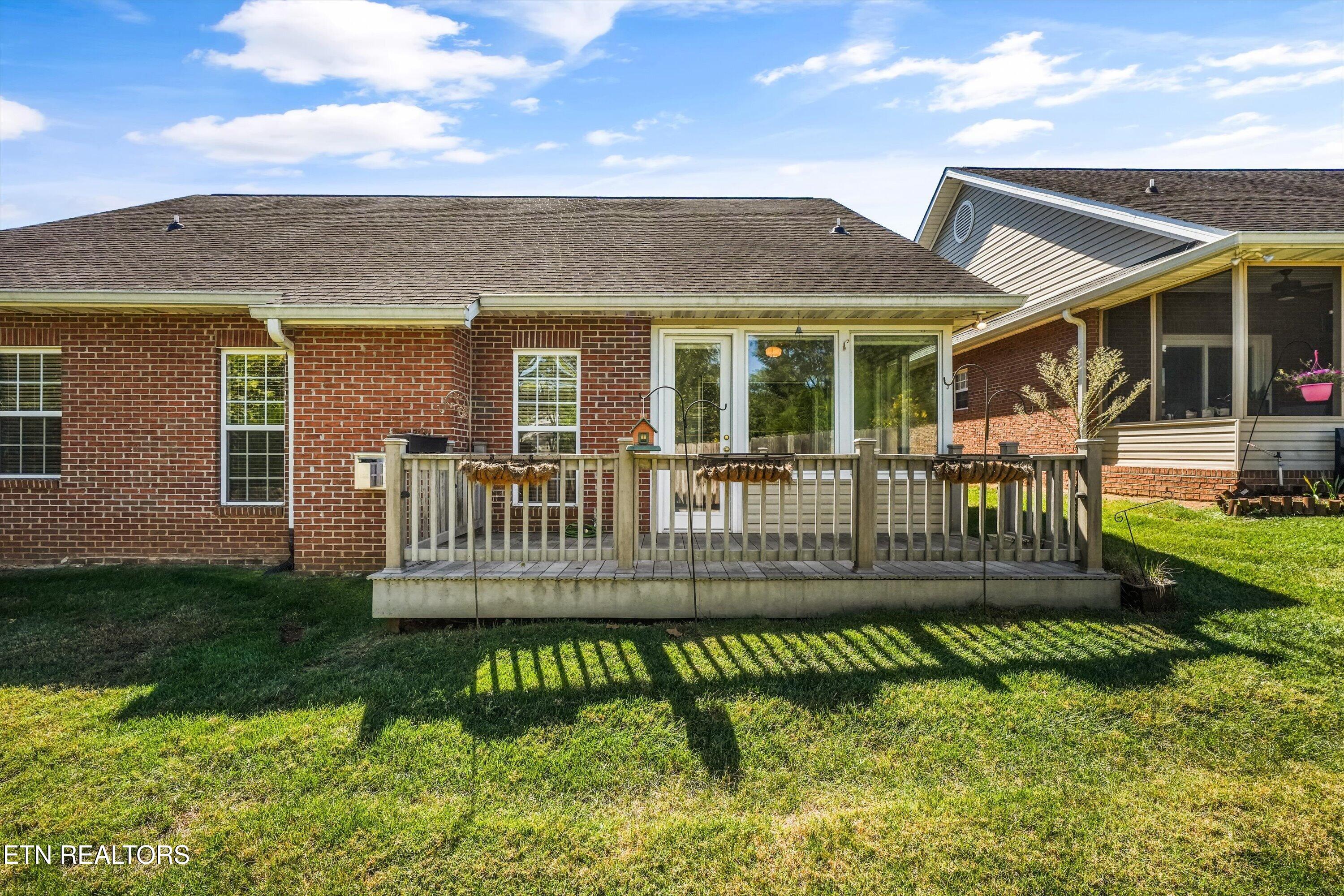 411 Woodlawn Gardens Way Knoxville TN 37920