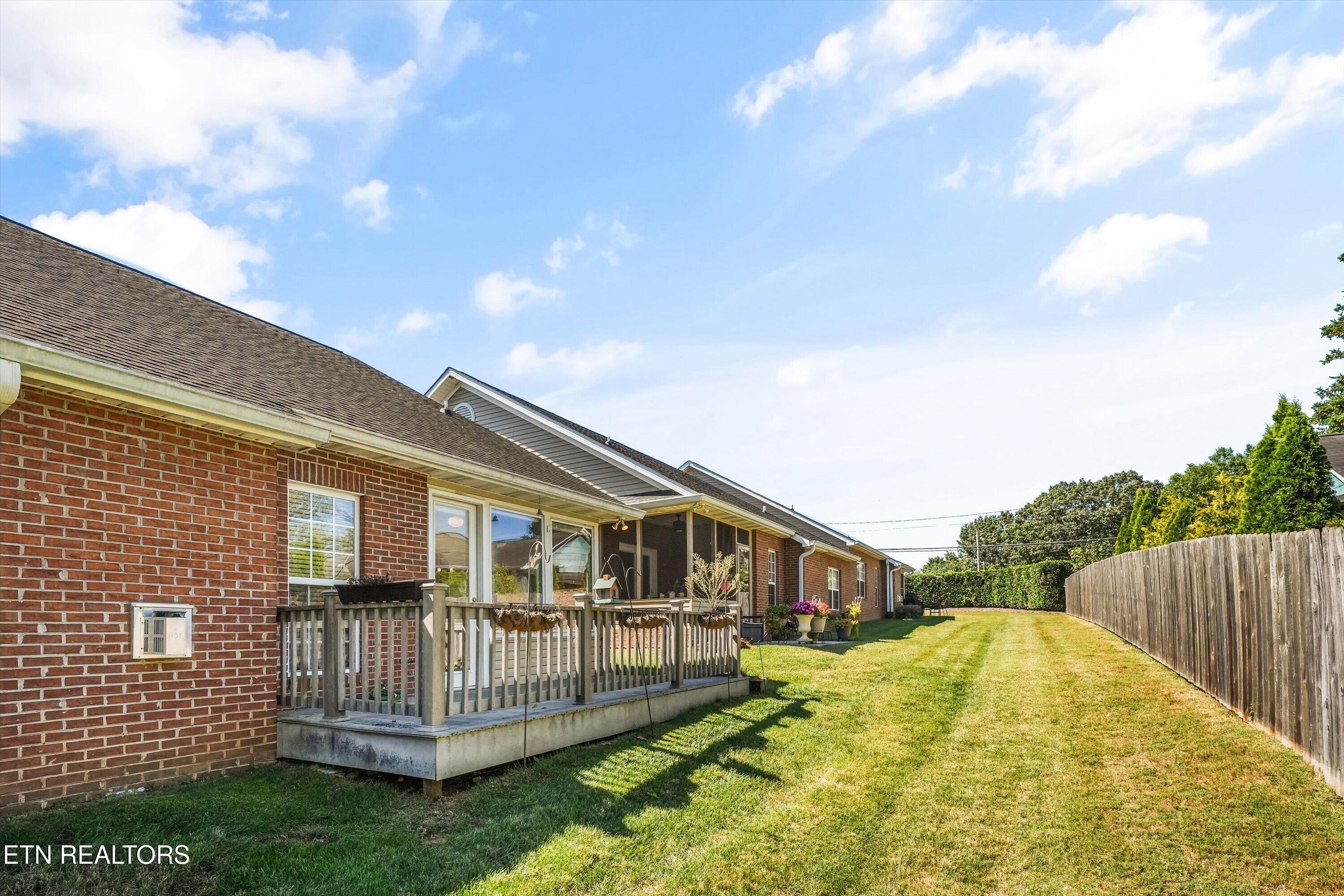 411 Woodlawn Gardens Way Knoxville TN 37920