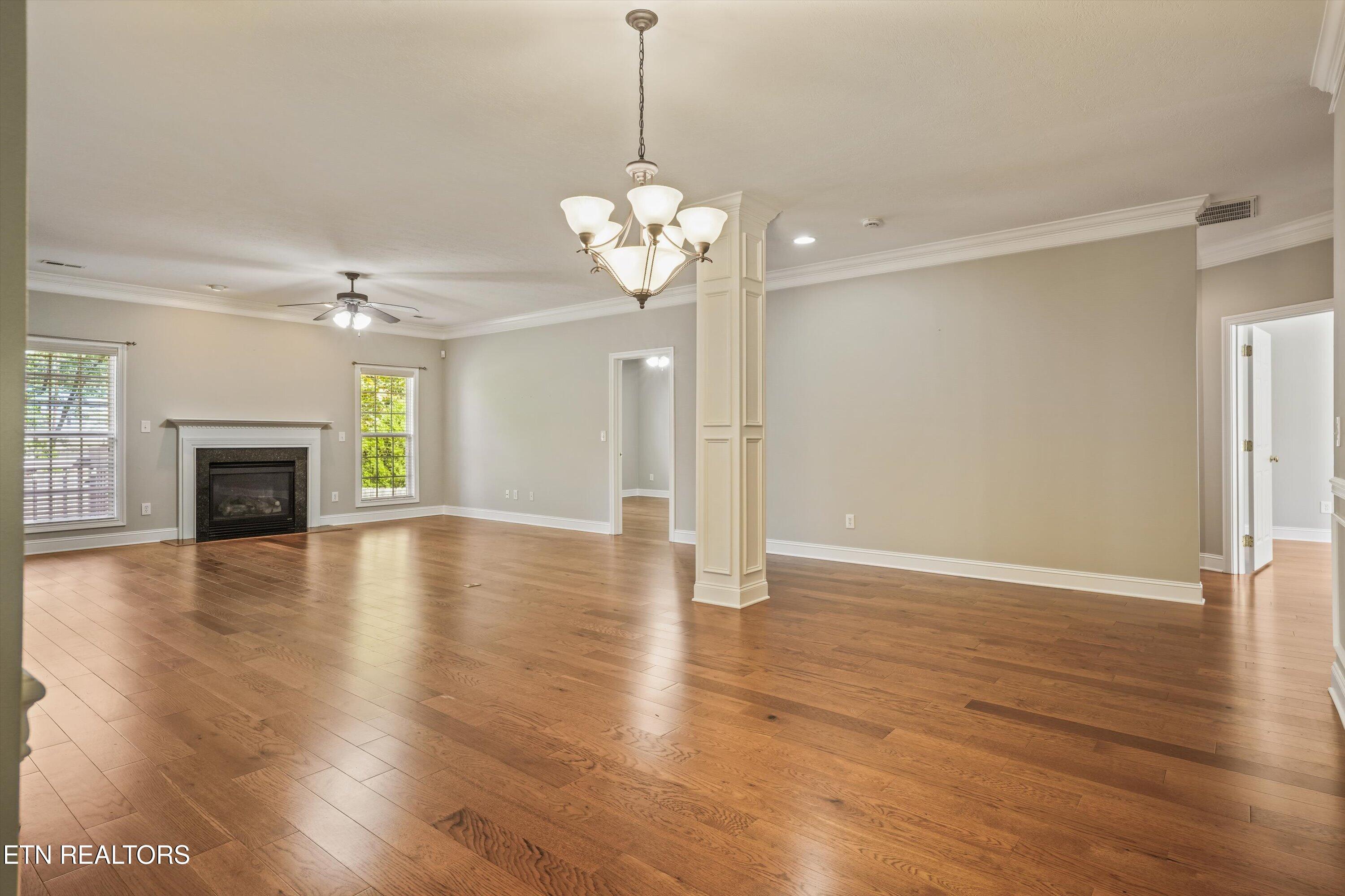 411 Woodlawn Gardens Way Knoxville TN 37920
