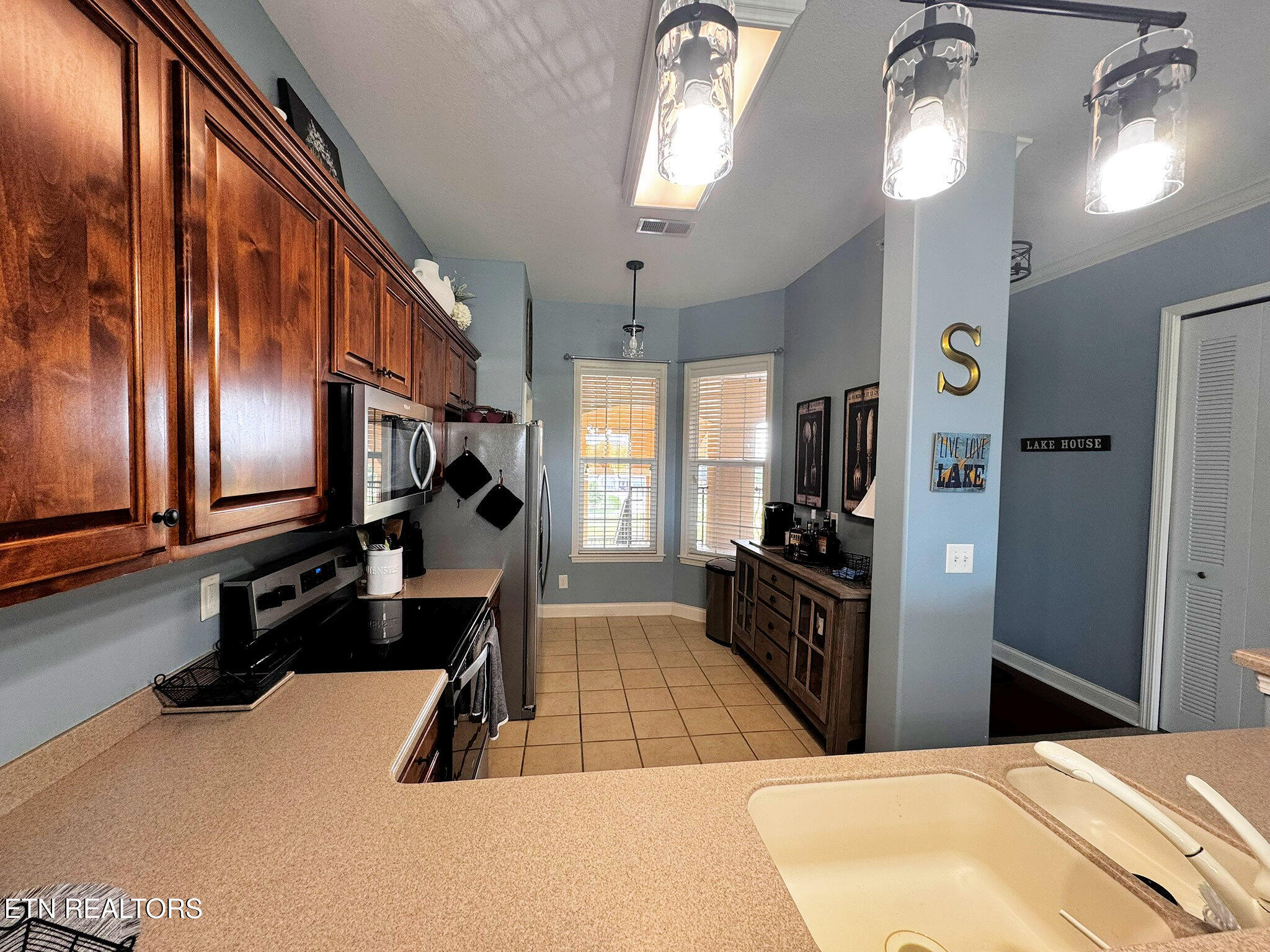 535 Rarity Bay Parkway Vonore TN 37885