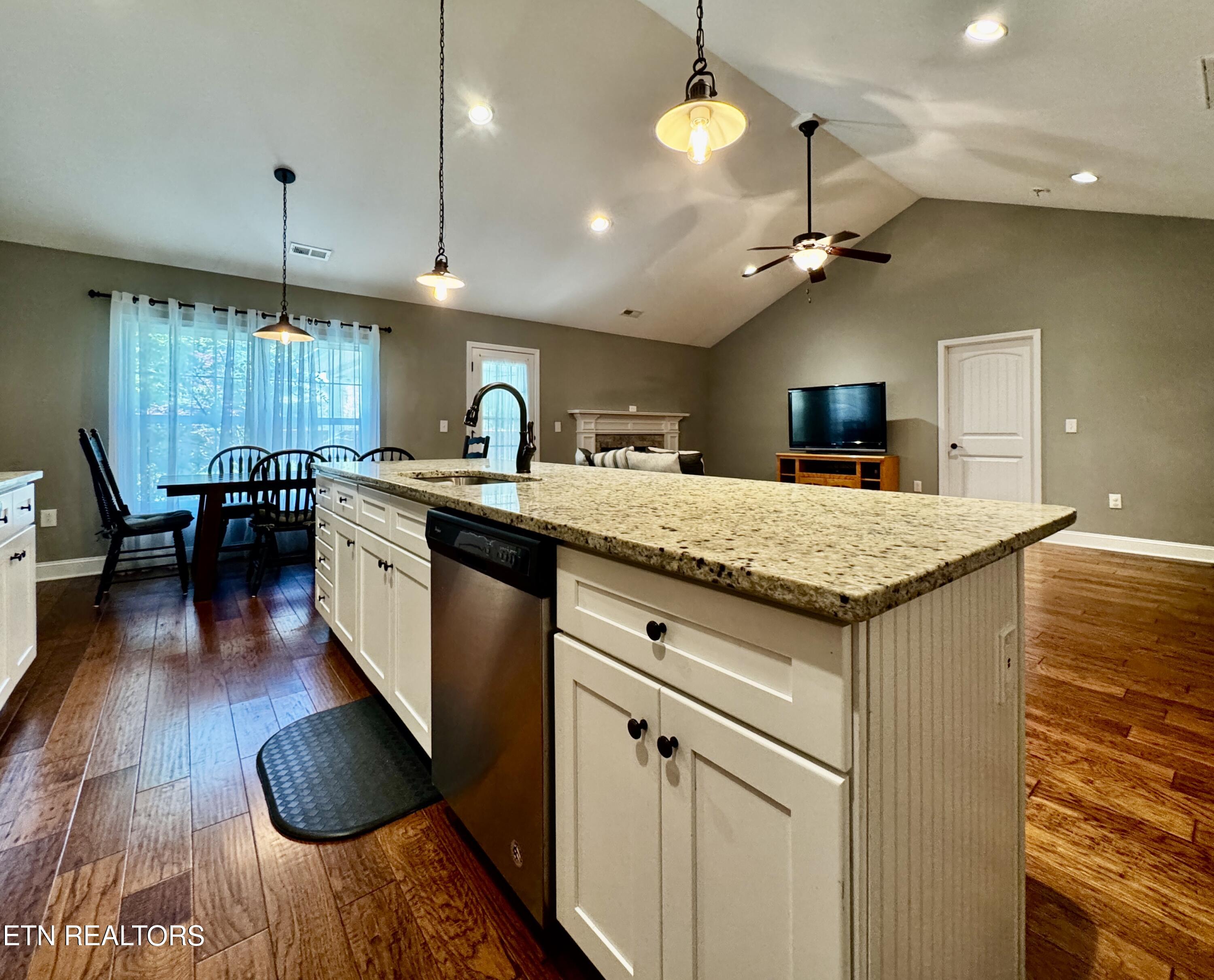 4805 Spring Garden Way Knoxville TN 37918