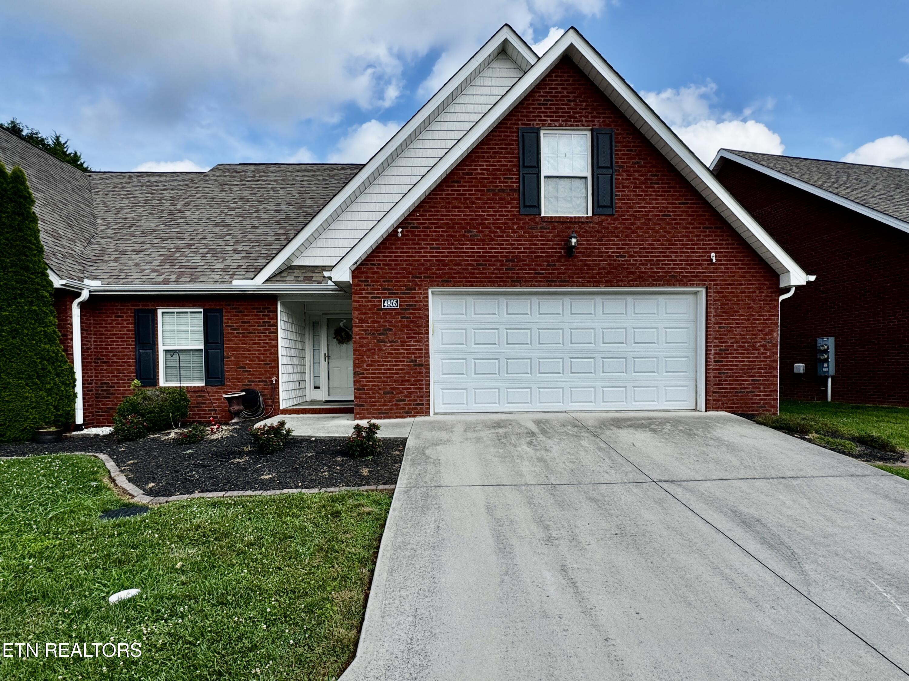 4805 Spring Garden Way Knoxville TN 37918