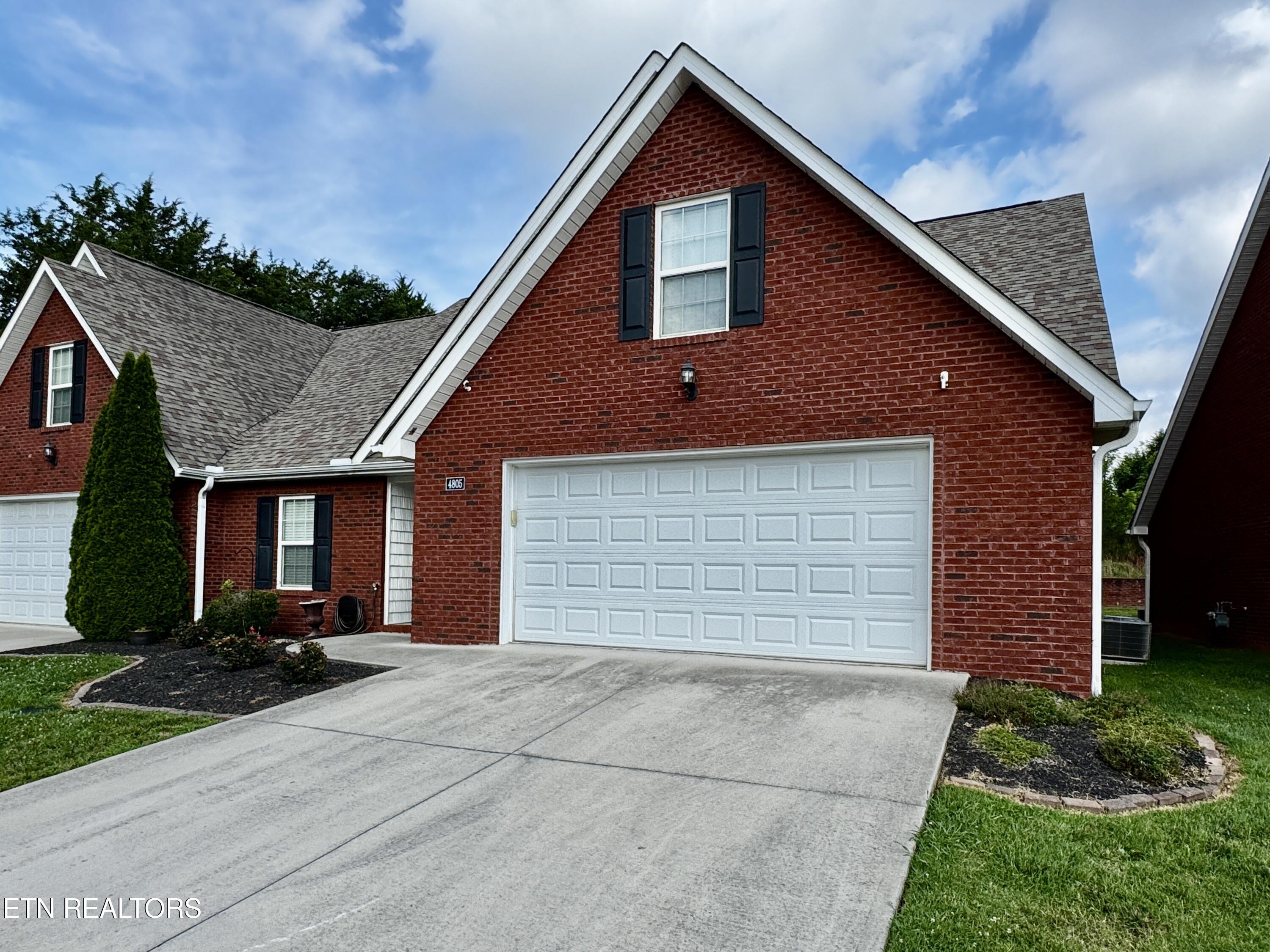 4805 Spring Garden Way Knoxville TN 37918