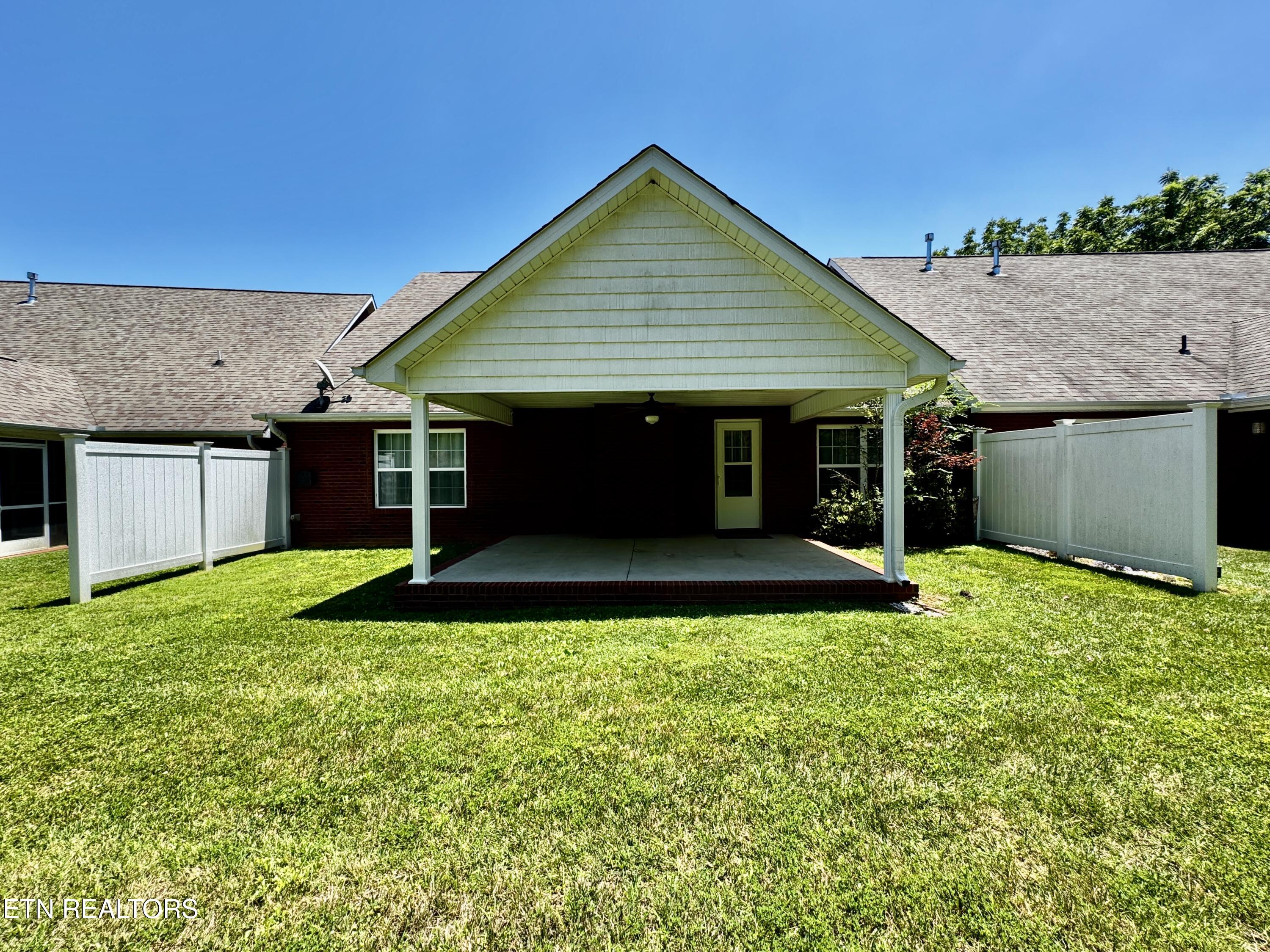 4805 Spring Garden Way Knoxville TN 37918