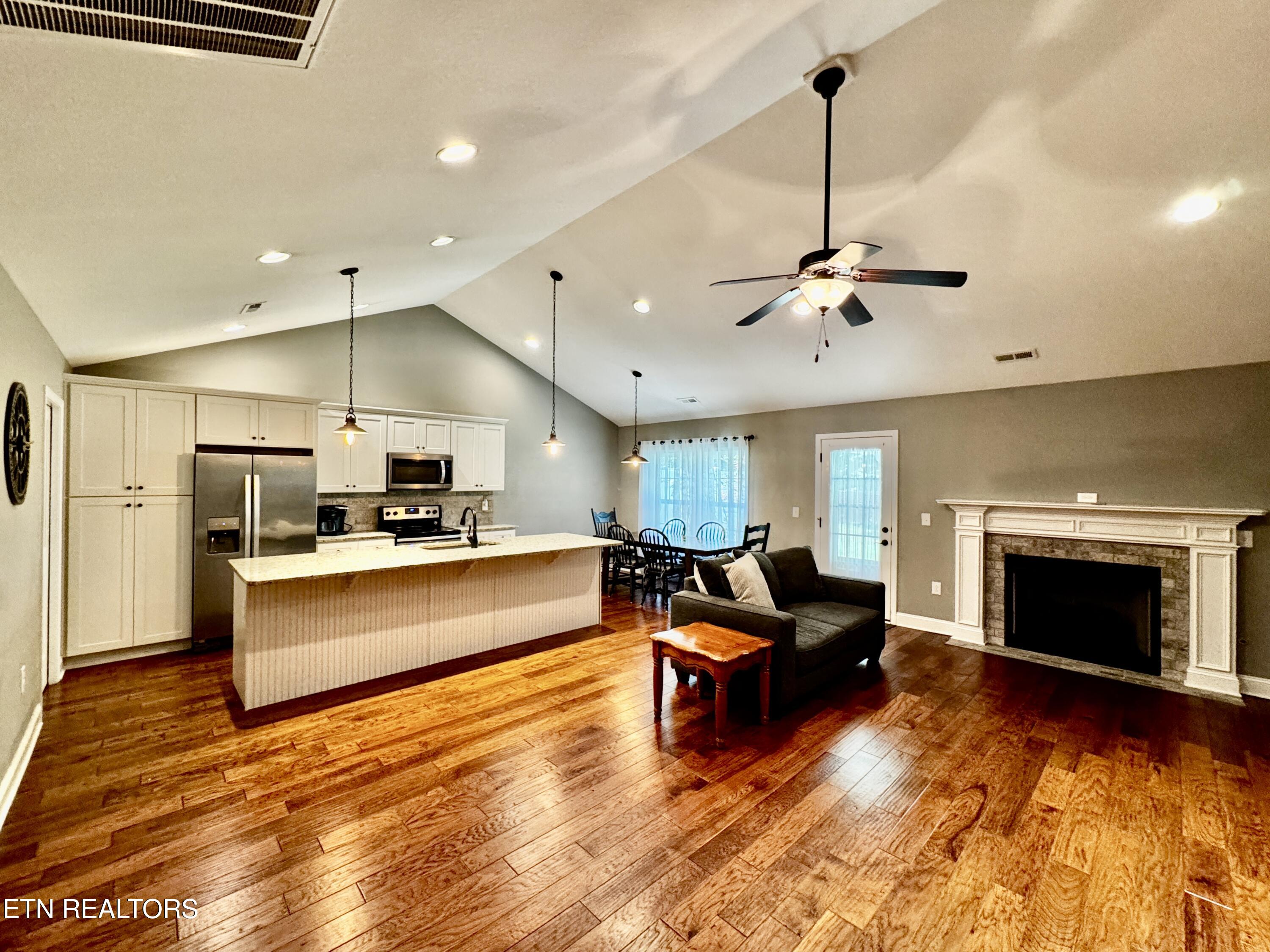 4805 Spring Garden Way Knoxville TN 37918