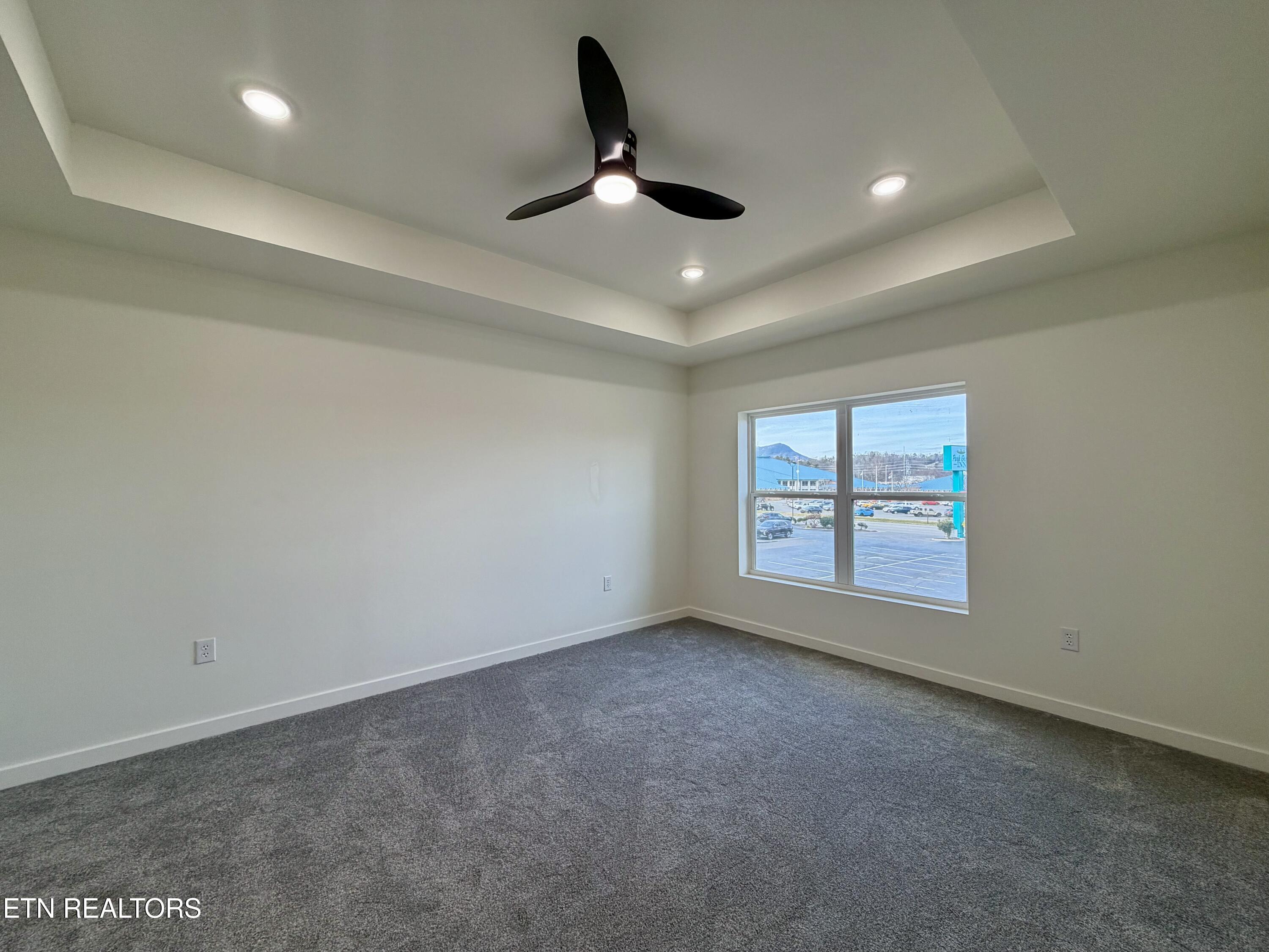 129 Sugarfoot Way Pigeon Forge TN 37863