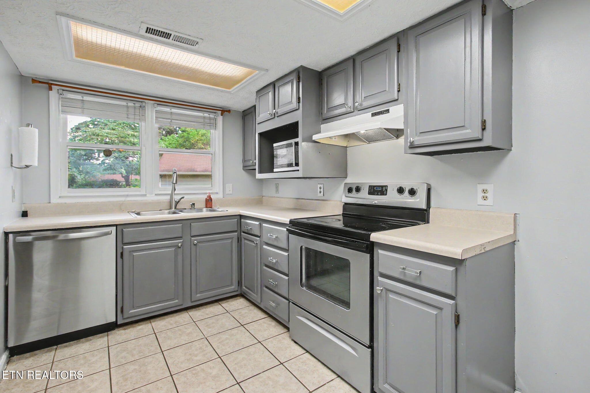 8600 Olde Colony Trail Knoxville TN 37923