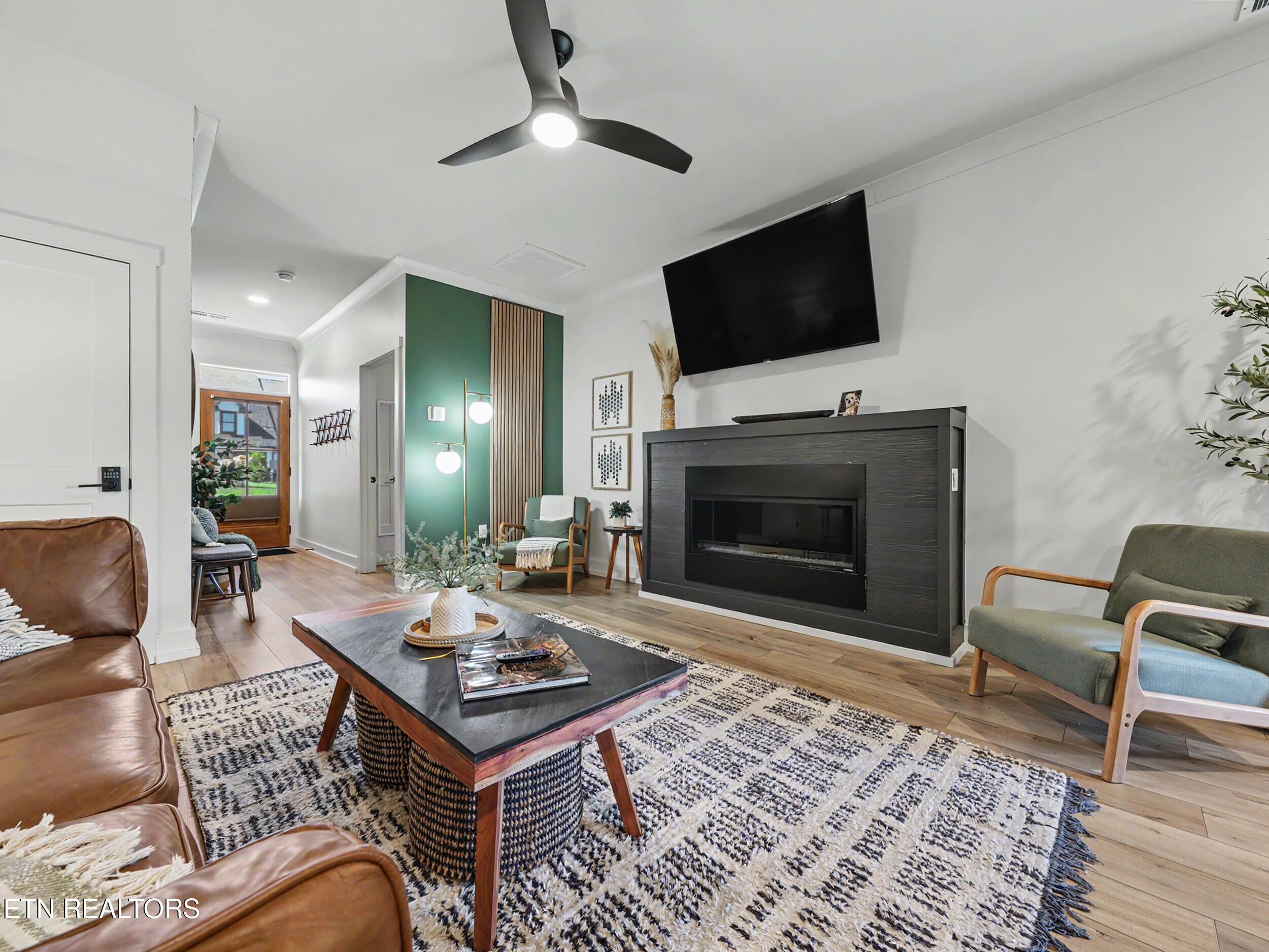 426 Fleeta Williams Way Sevierville TN 37862