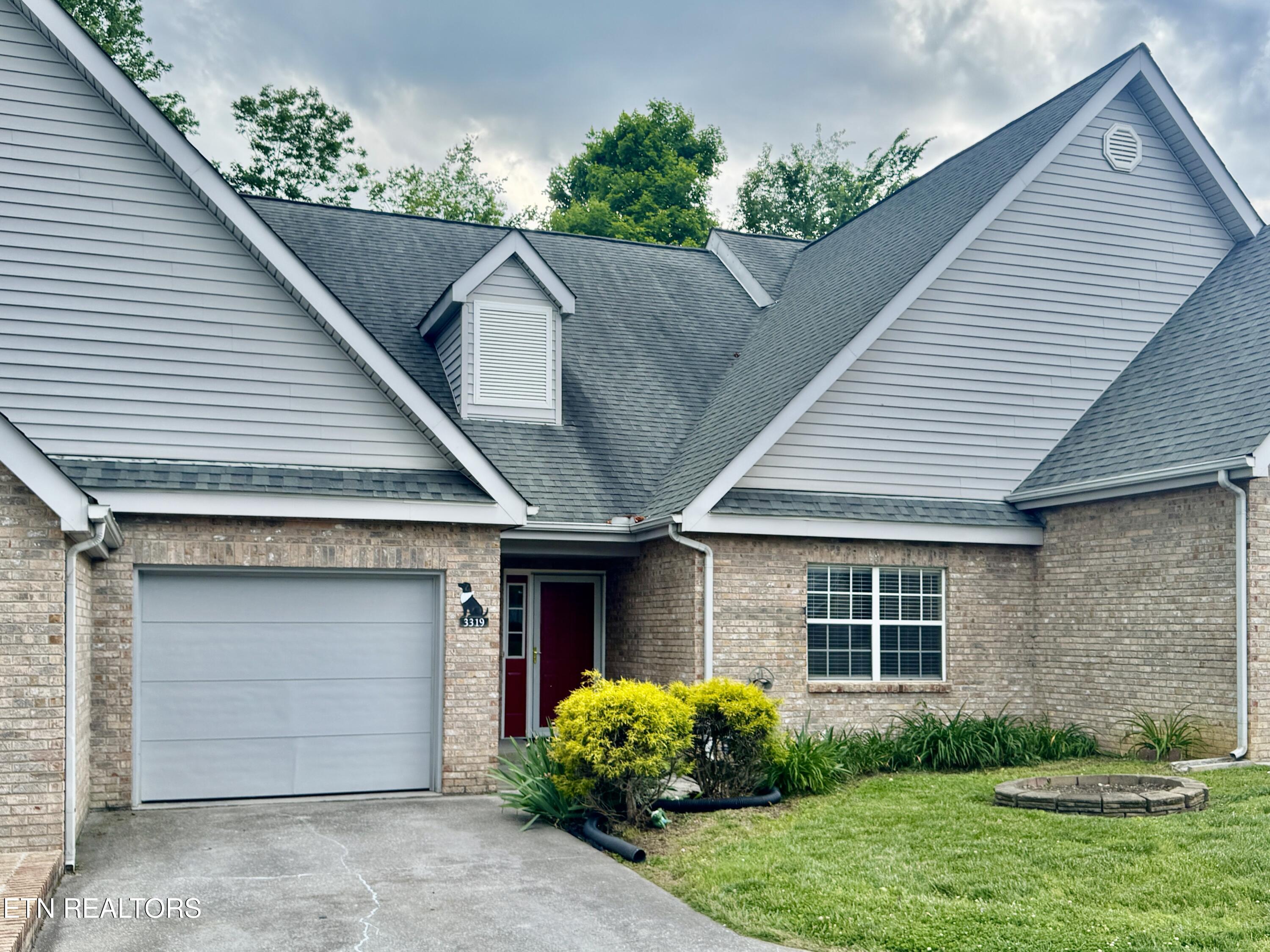 Knoxville TN, 3319 Laurel View Road