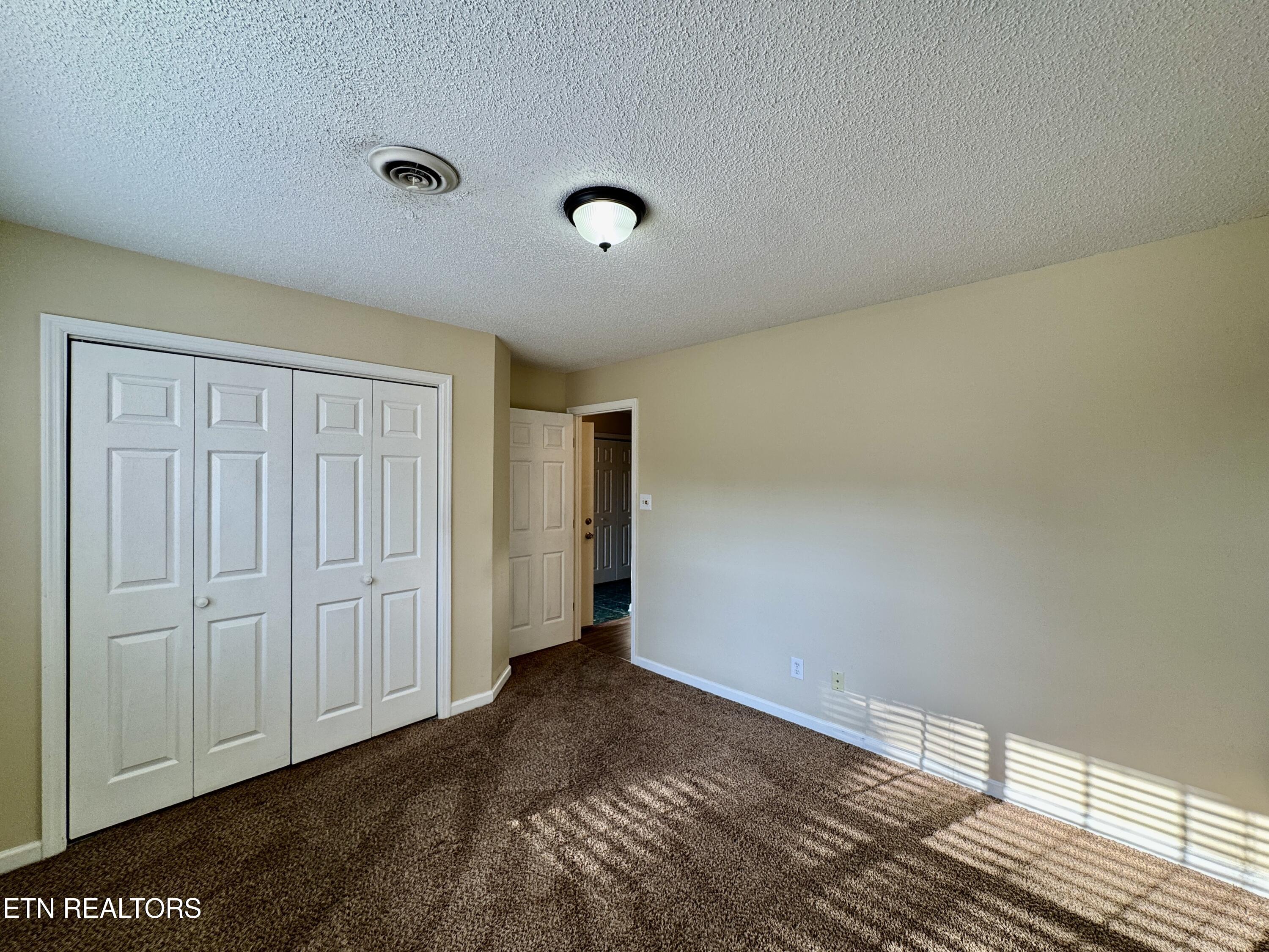 3319 Laurel View Road Knoxville TN 37917