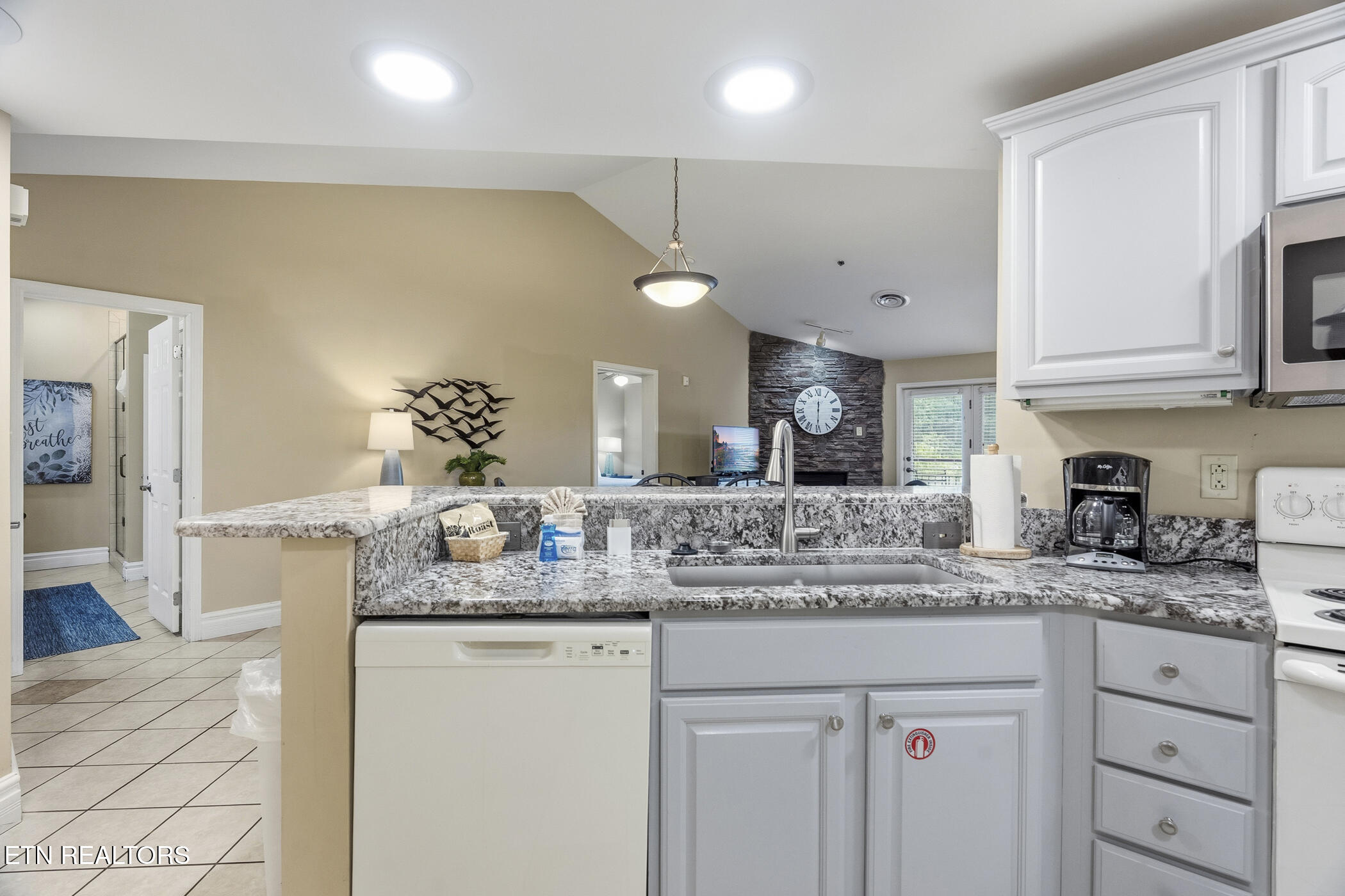 215 Woliss Lane Gatlinburg TN 37738