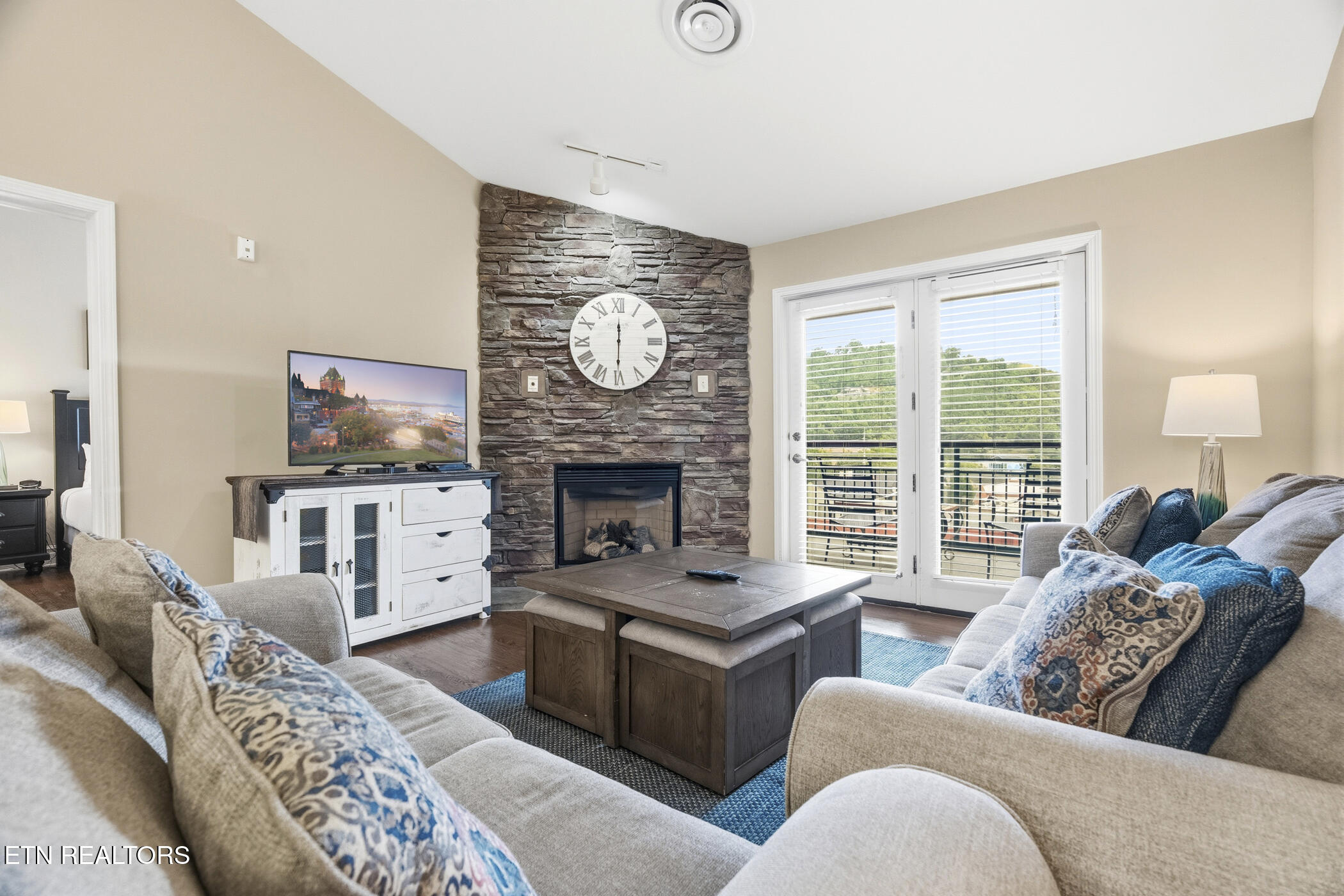 215 Woliss Lane Gatlinburg TN 37738