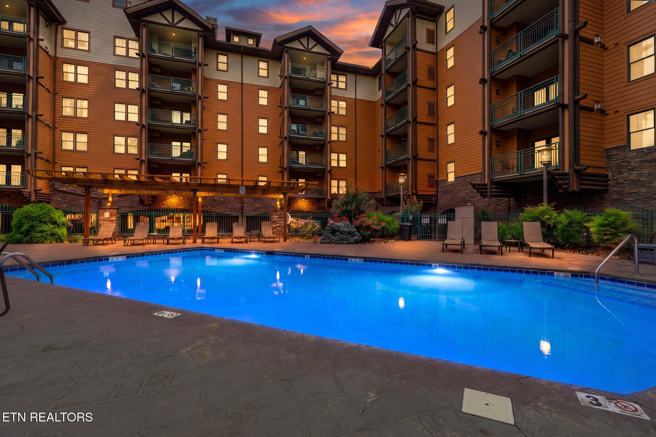 215 Woliss Lane Gatlinburg TN 37738
