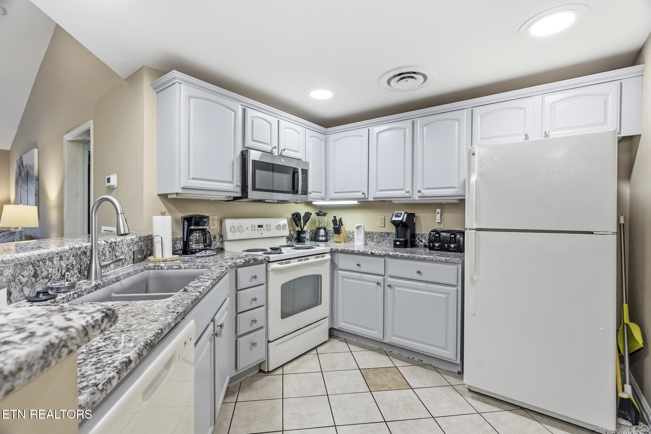 215 Woliss Lane Gatlinburg TN 37738