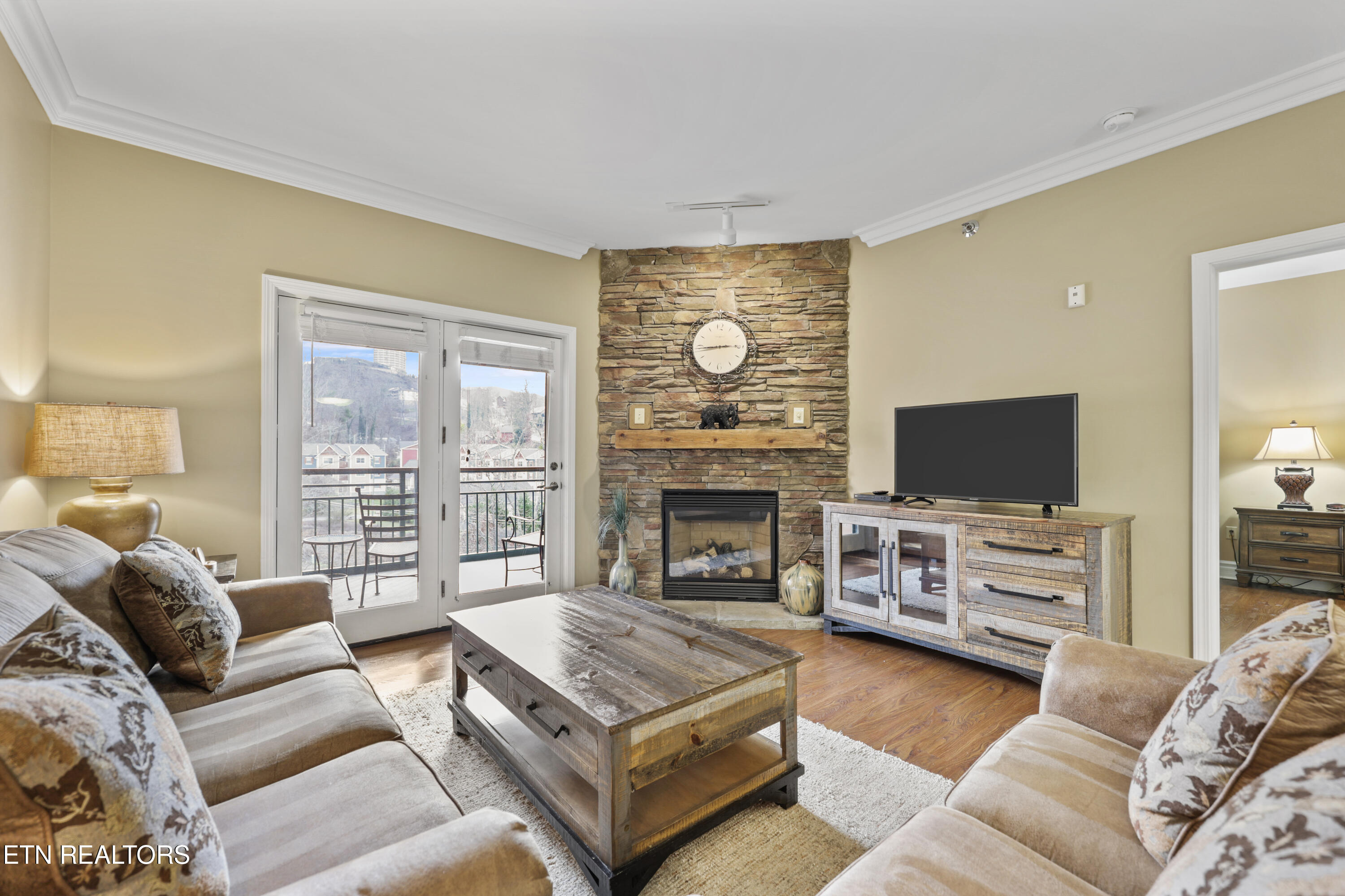 215 Woliss Lane Gatlinburg TN 37738