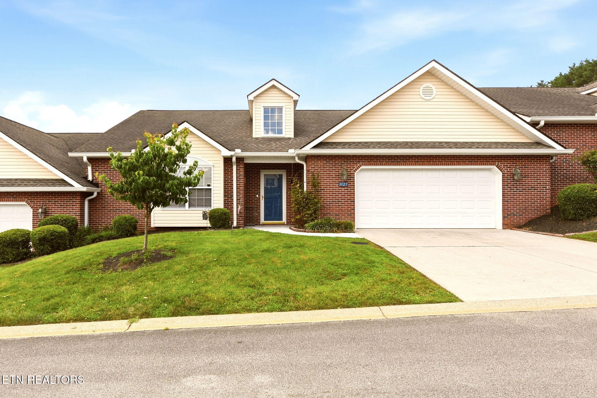 1127 Gazebo Way Powell TN 37849