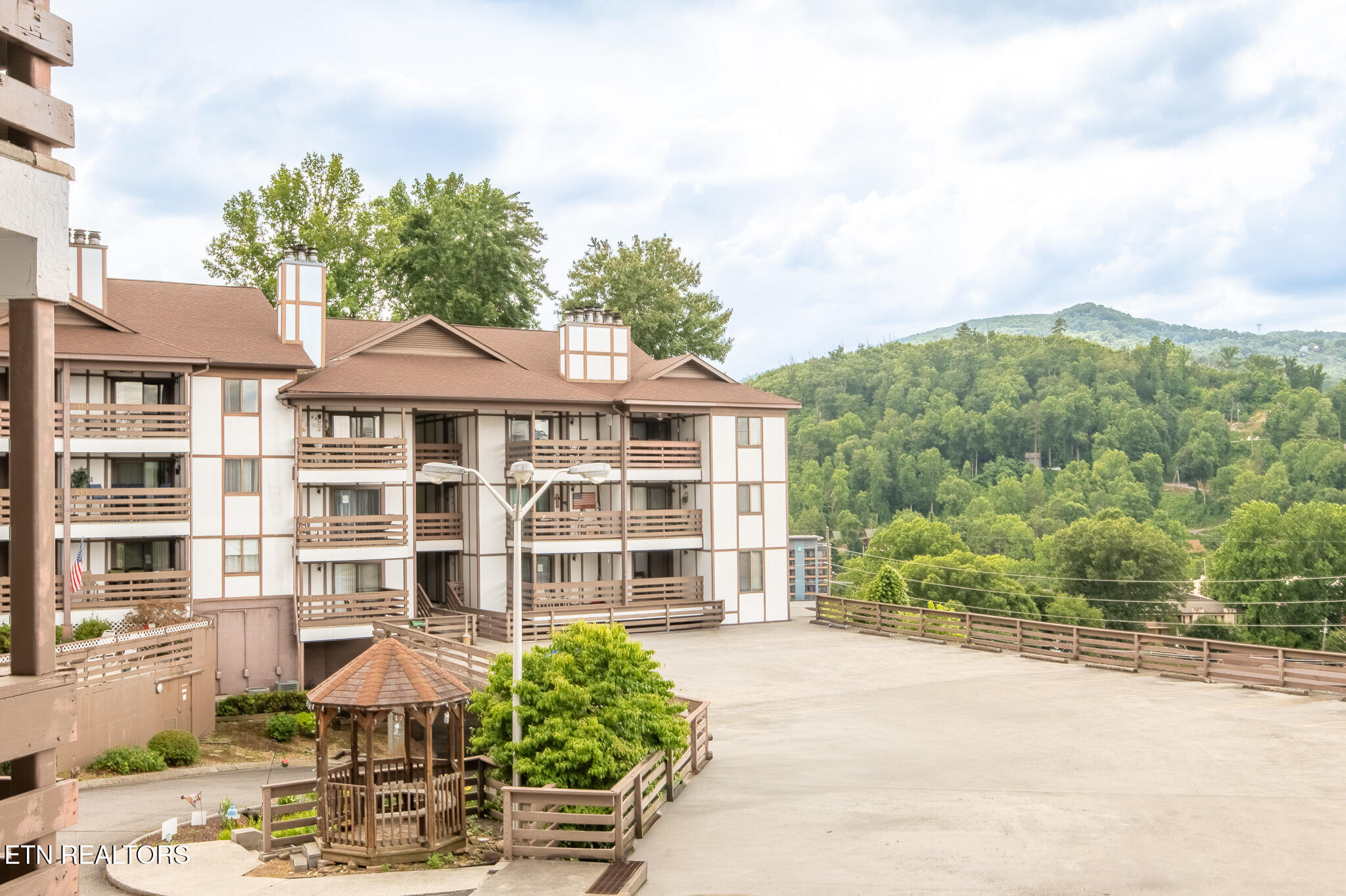 616 Turkey Nest Road Gatlinburg TN 37738
