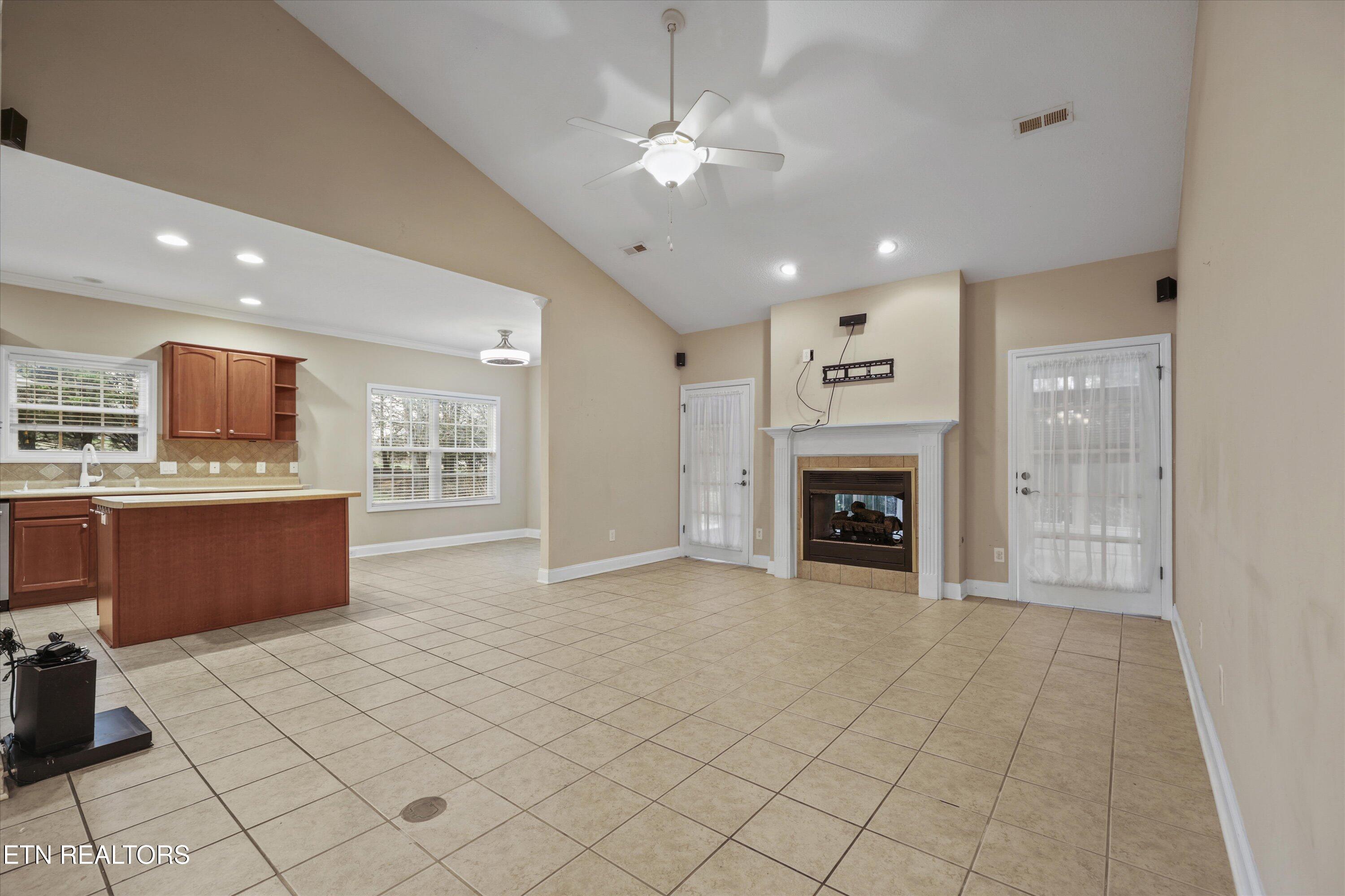 7712 Charmwood Way Knoxville TN 37938