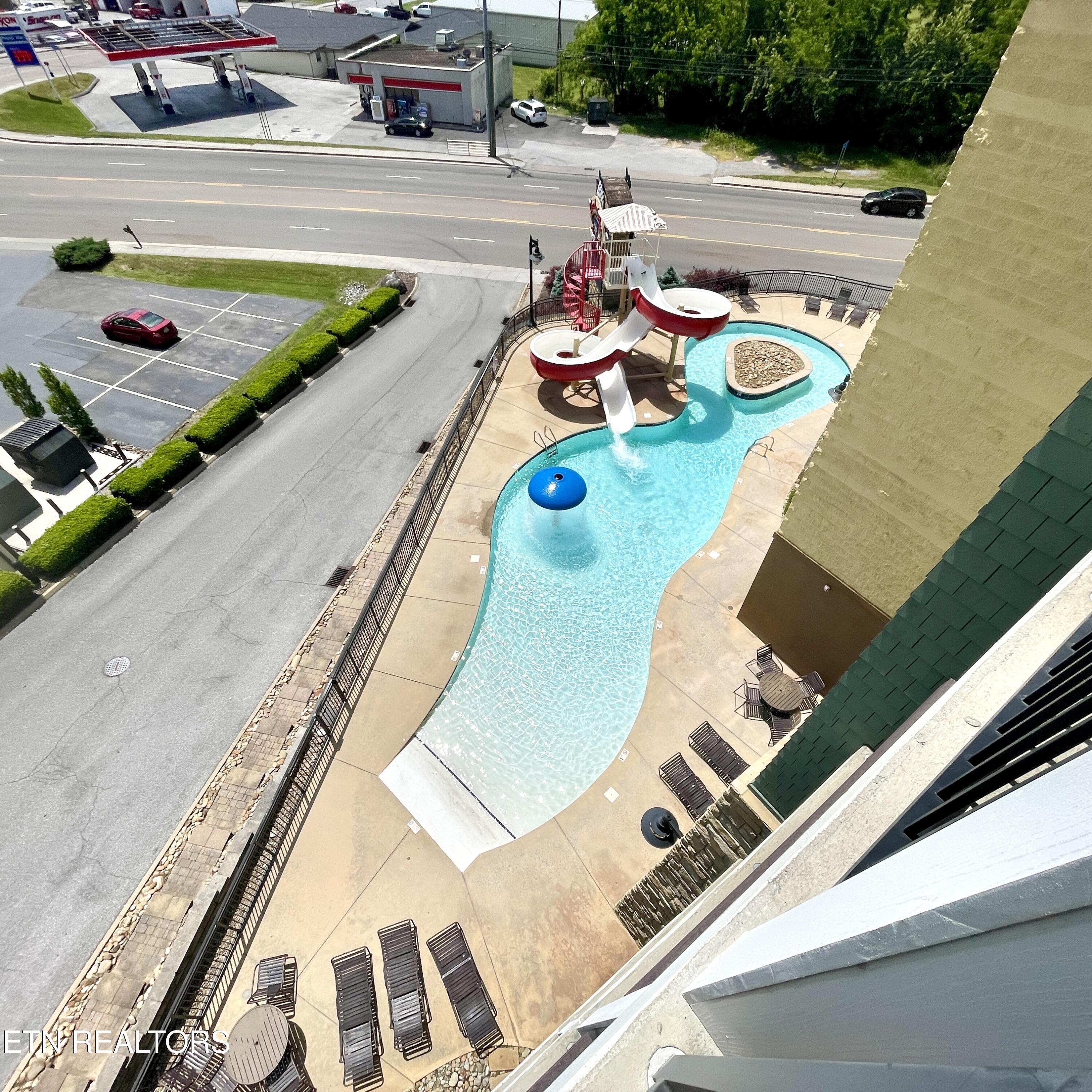 3415 Teaster Lane Pigeon Forge TN 37863
