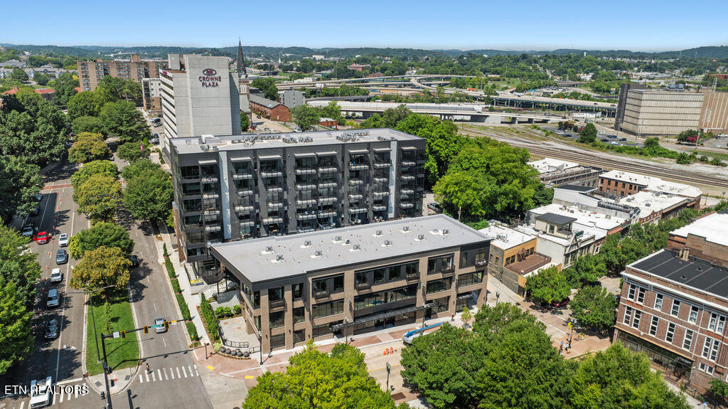 327 W Summit Hill Drive Knoxville TN 37902