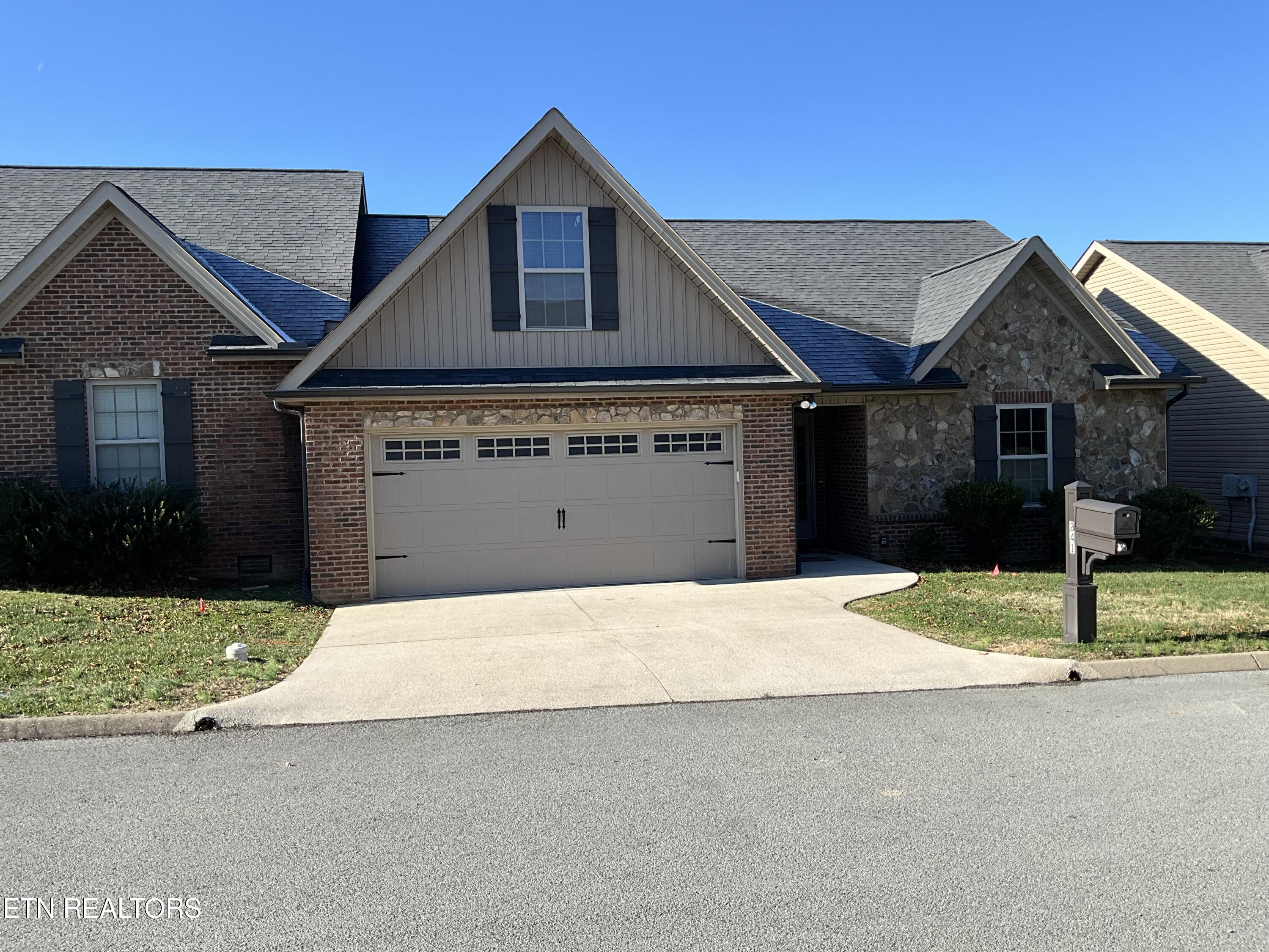241 Stonefield Drive Harrogate TN 37752