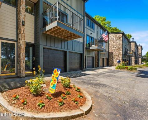 1968 Cherokee Bluff Drive Knoxville TN 37920