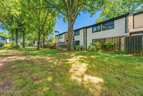 1968 Cherokee Bluff Drive Knoxville TN 37920