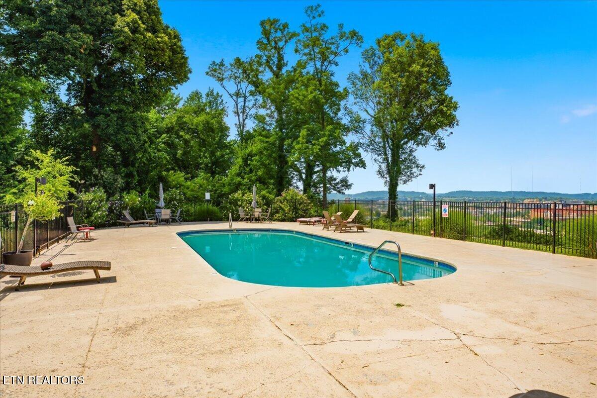 1968 Cherokee Bluff Drive Knoxville TN 37920