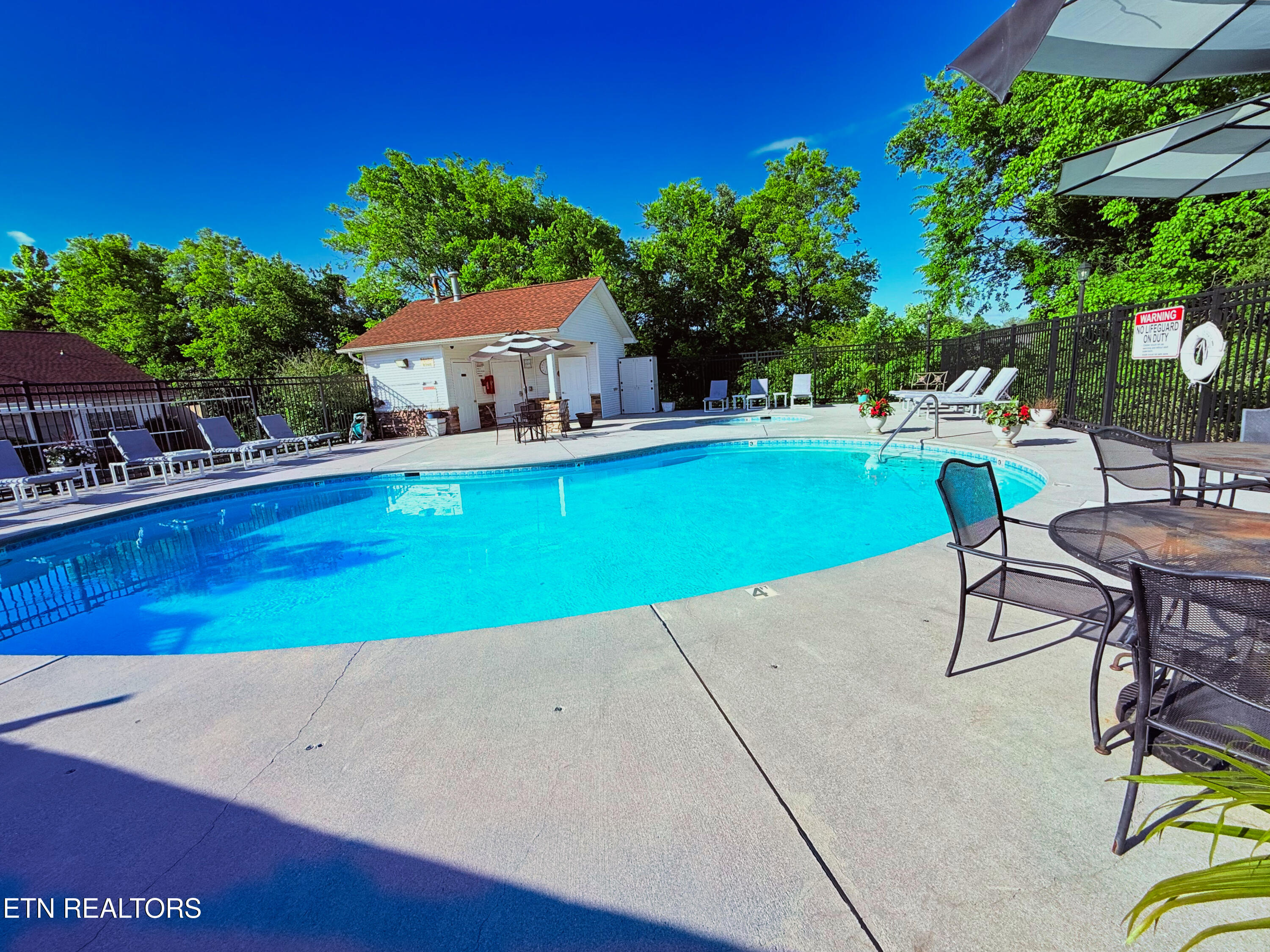 527 Orchard Valley Way Sevierville TN 37862