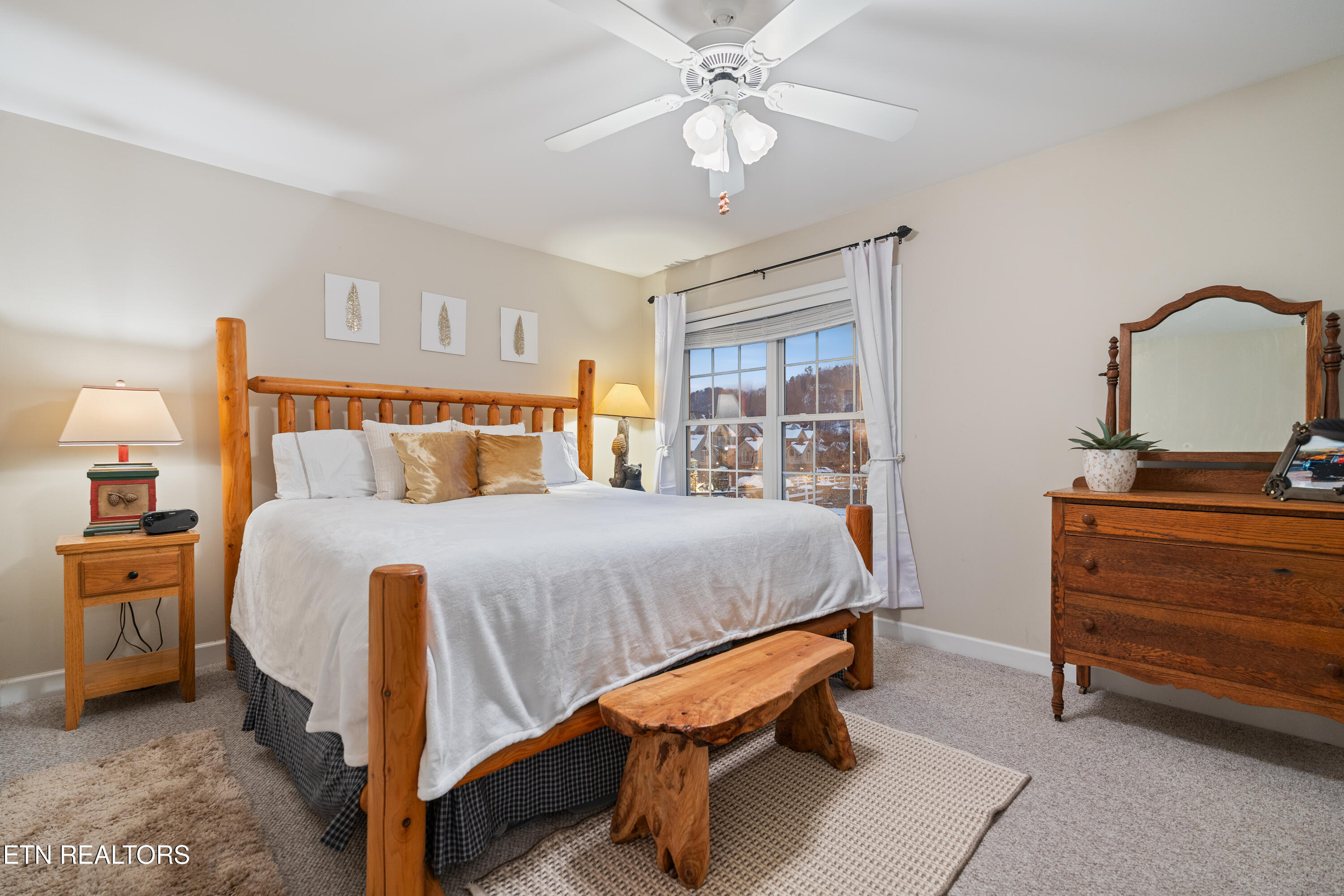 527 Orchard Valley Way Sevierville TN 37862