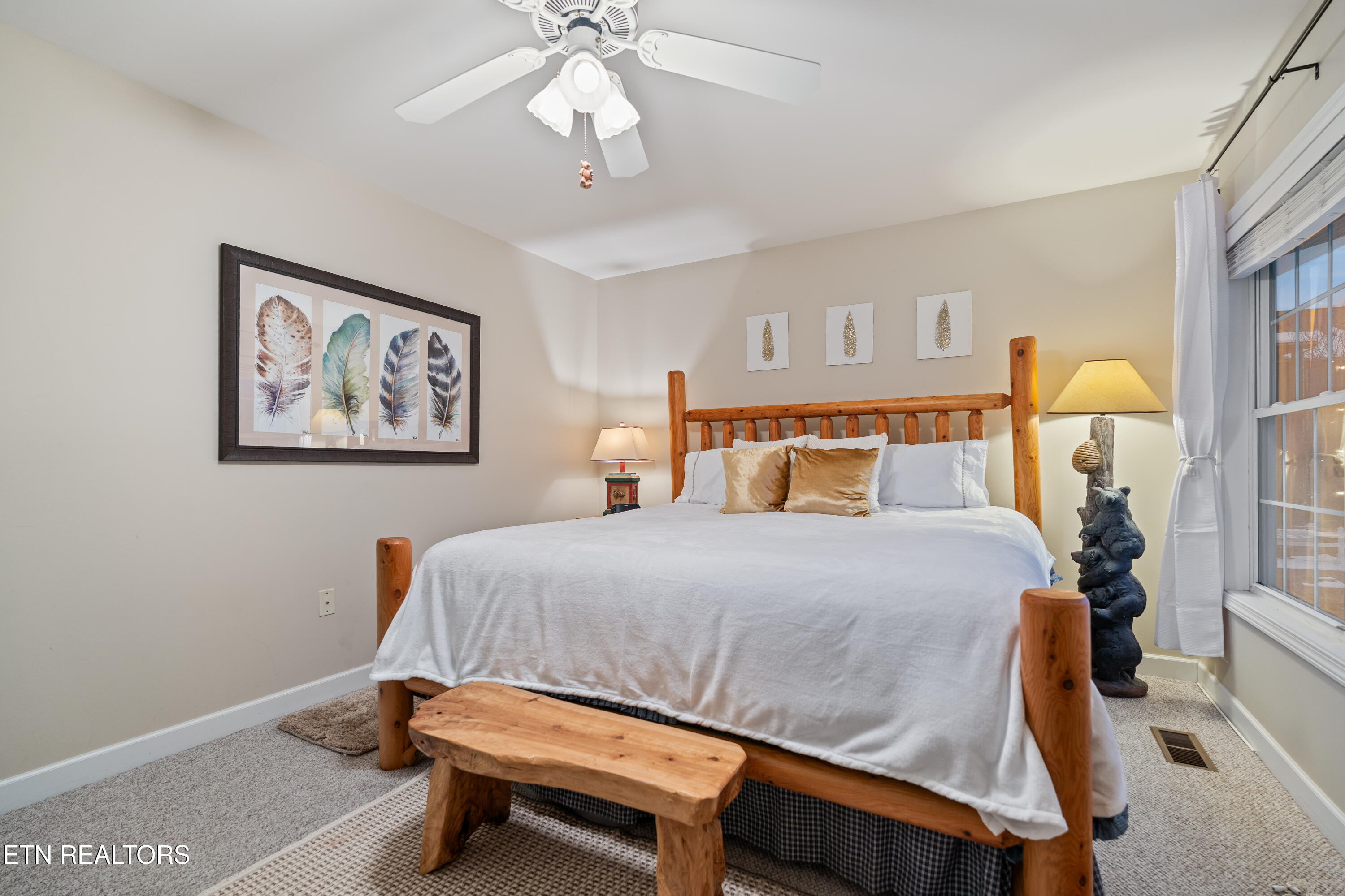 527 Orchard Valley Way Sevierville TN 37862